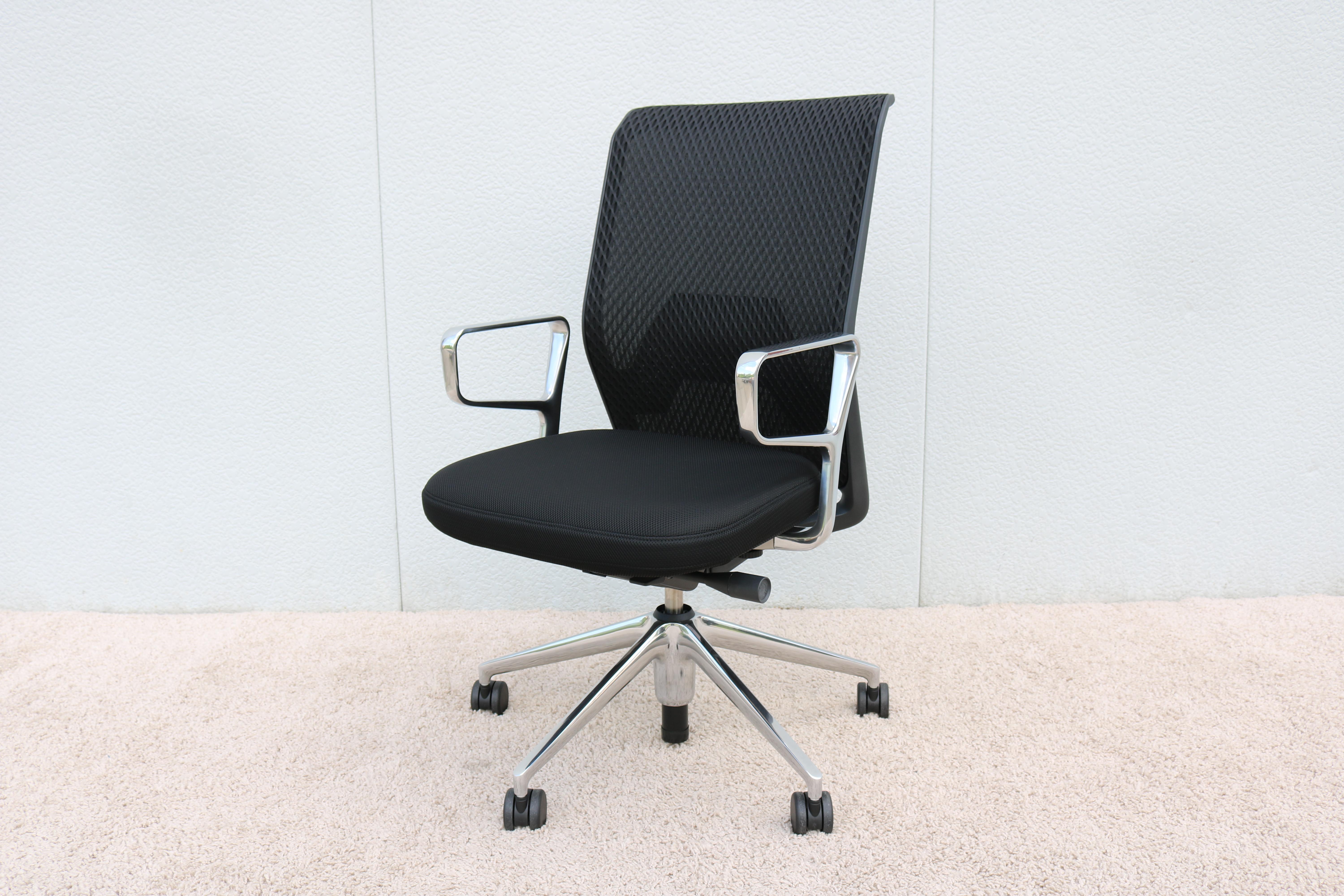 Chaise de bureau noire ergonomique Antonio Citterio pour Vitra, neuve Neuf - En vente à Secaucus, NJ