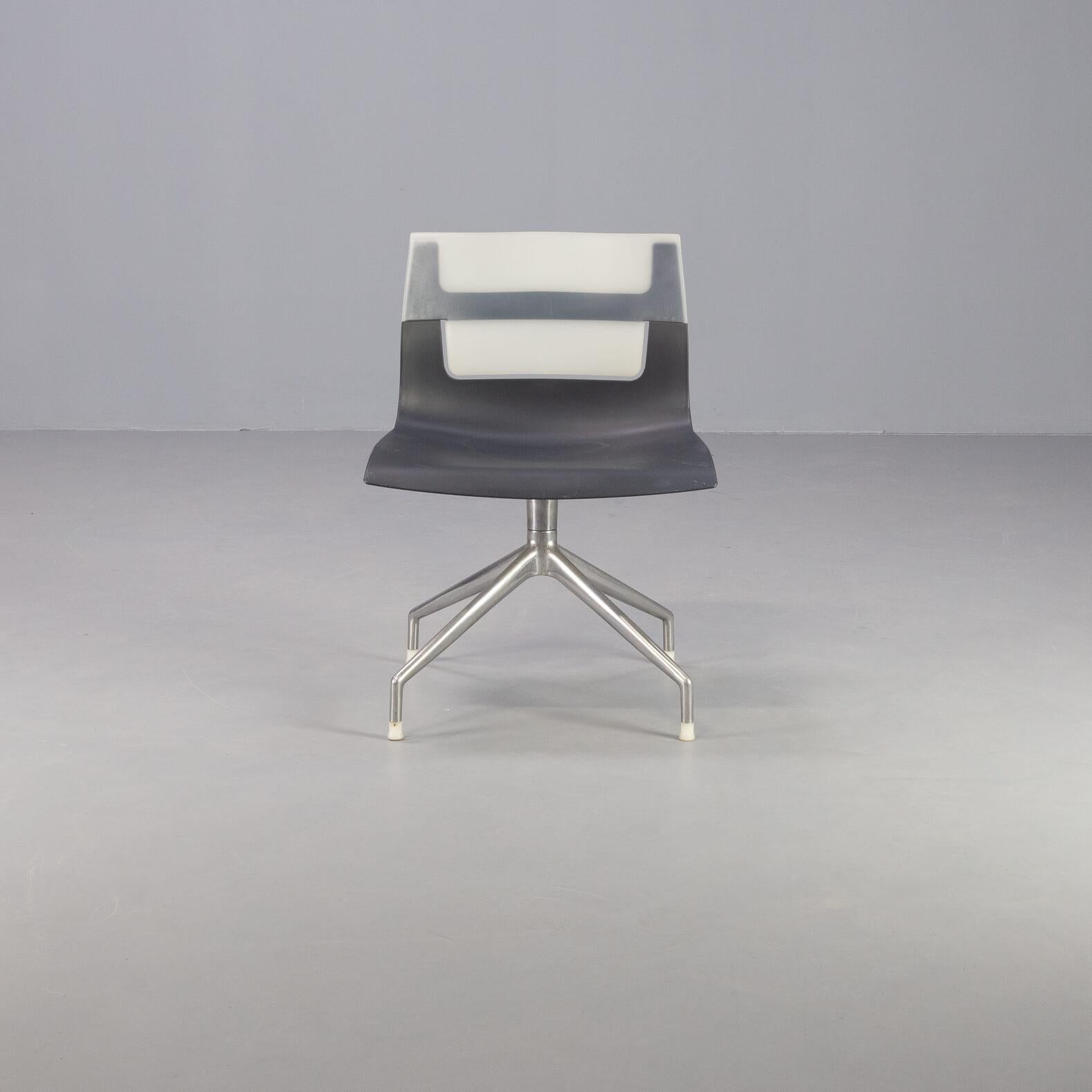 Contemporary Antonio Citterio ‘otto’ Dining Swivel Chair for B&B Italia Set/4 For Sale
