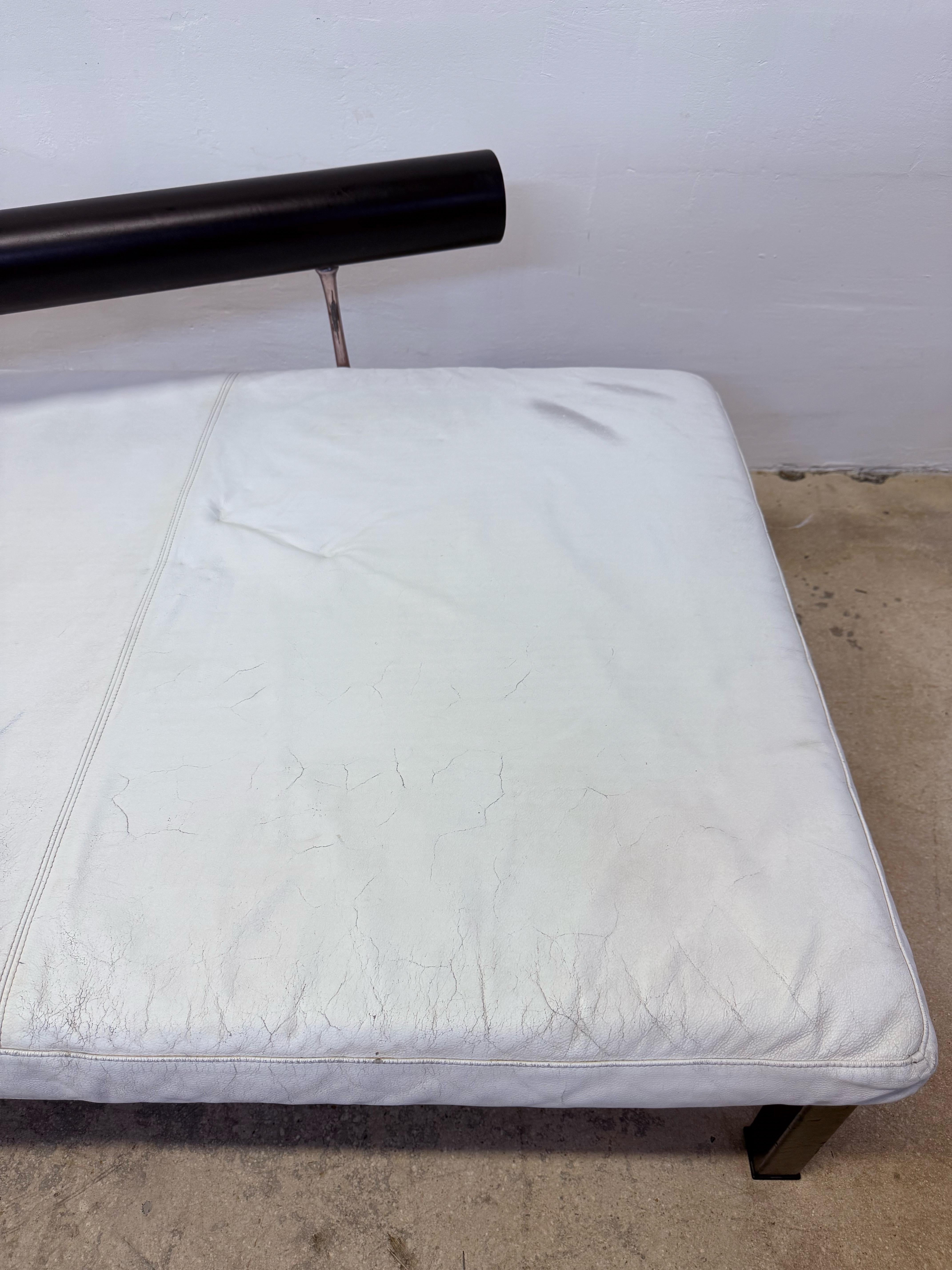 Antonio Citterio Sity Leather and Steel Sofa Daybed for B&B Italia, 1980s For Sale 5
