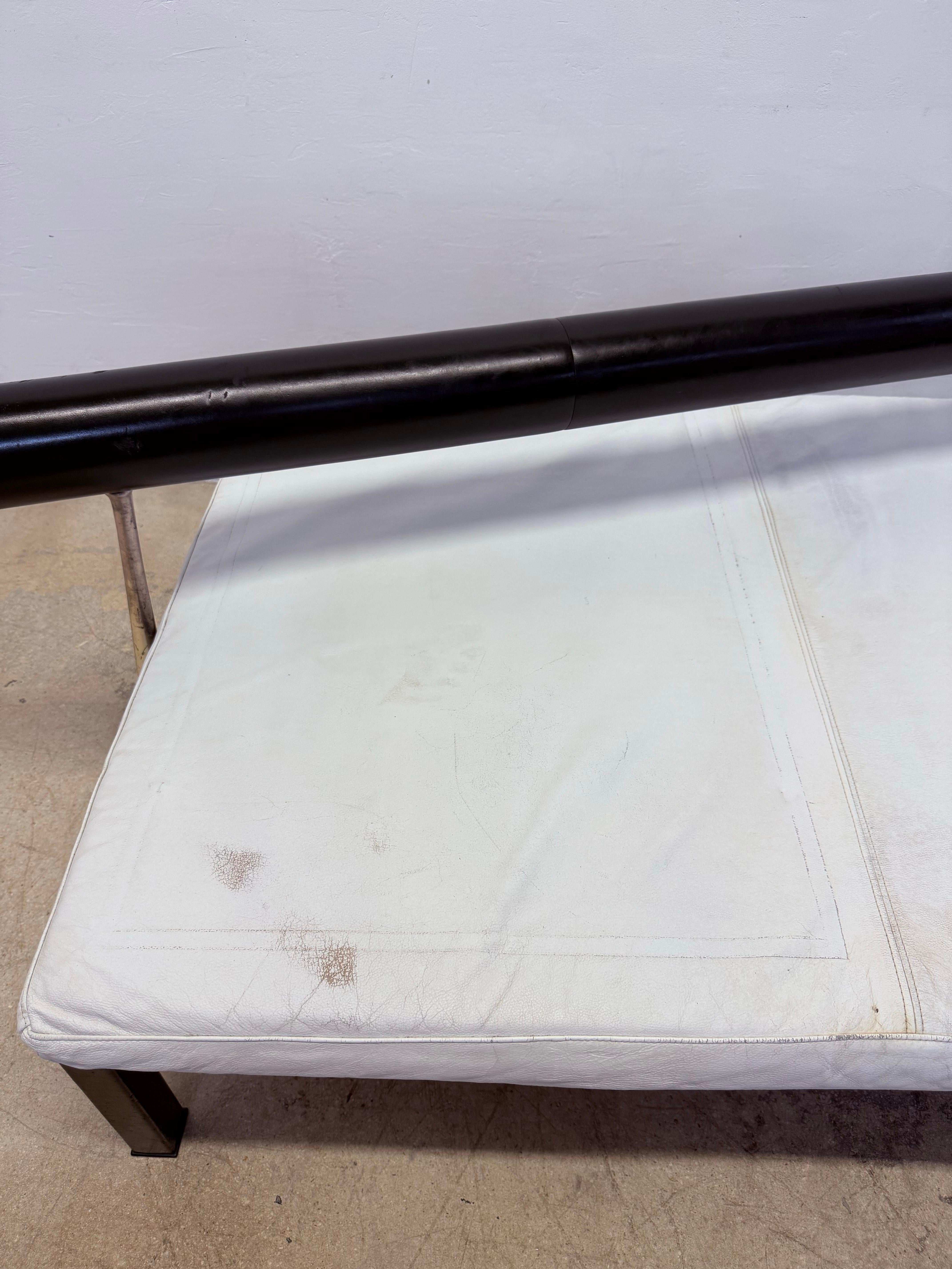 Antonio Citterio Sity Leather and Steel Sofa Daybed for B&B Italia, 1980s For Sale 7