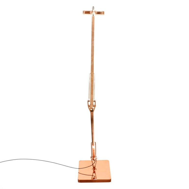 Modern Antonio Citterio Touch Sensitive Table Lamp in Rose Gold Finish Limited Edition For Sale