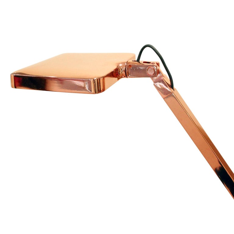 Italian Antonio Citterio Touch Sensitive Table Lamp in Rose Gold Finish Limited Edition For Sale