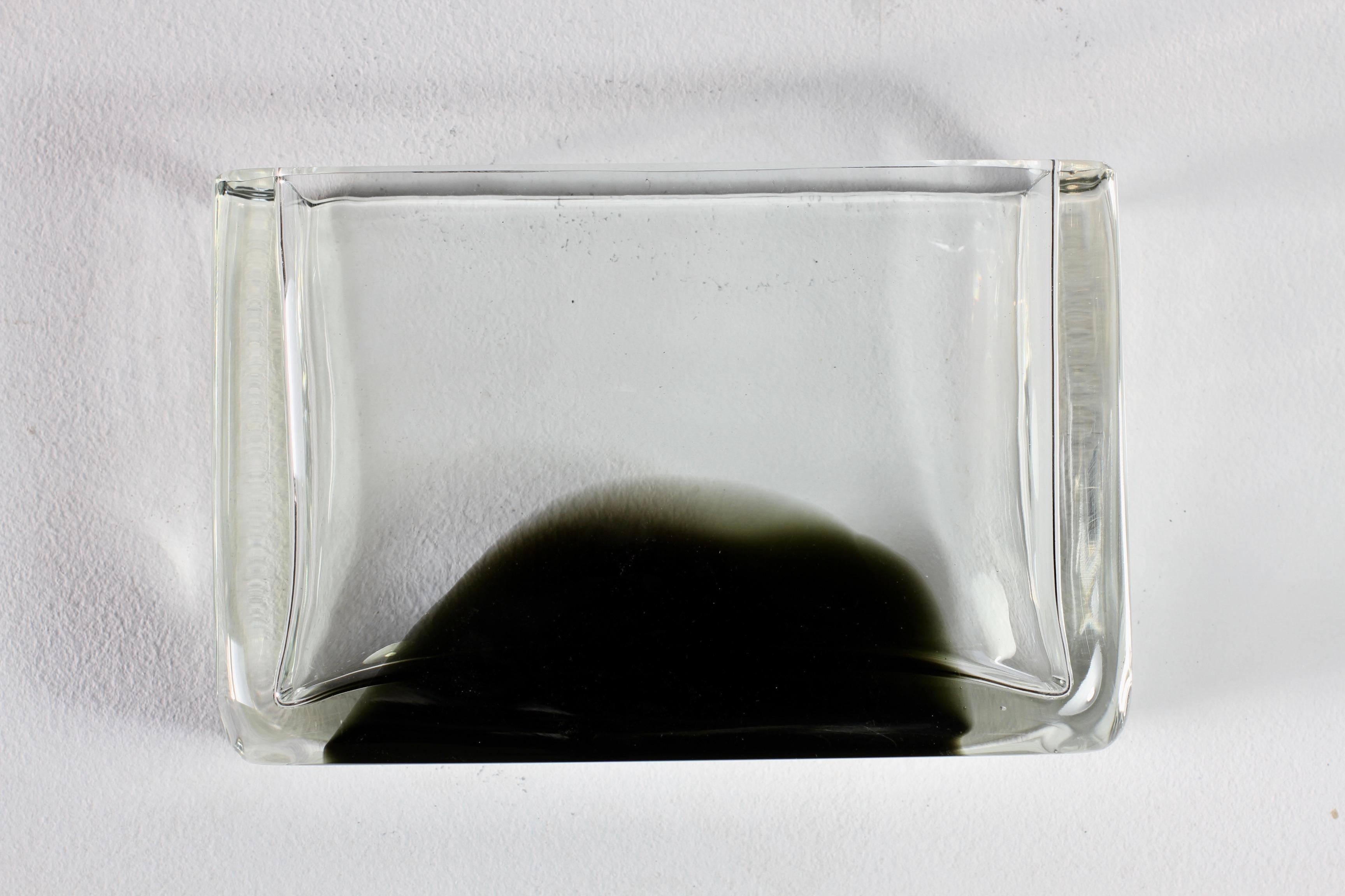 Antonio da Ros pour Cenedese Vase rectangulaire italien en verre de Murano noir et transparent en vente 12
