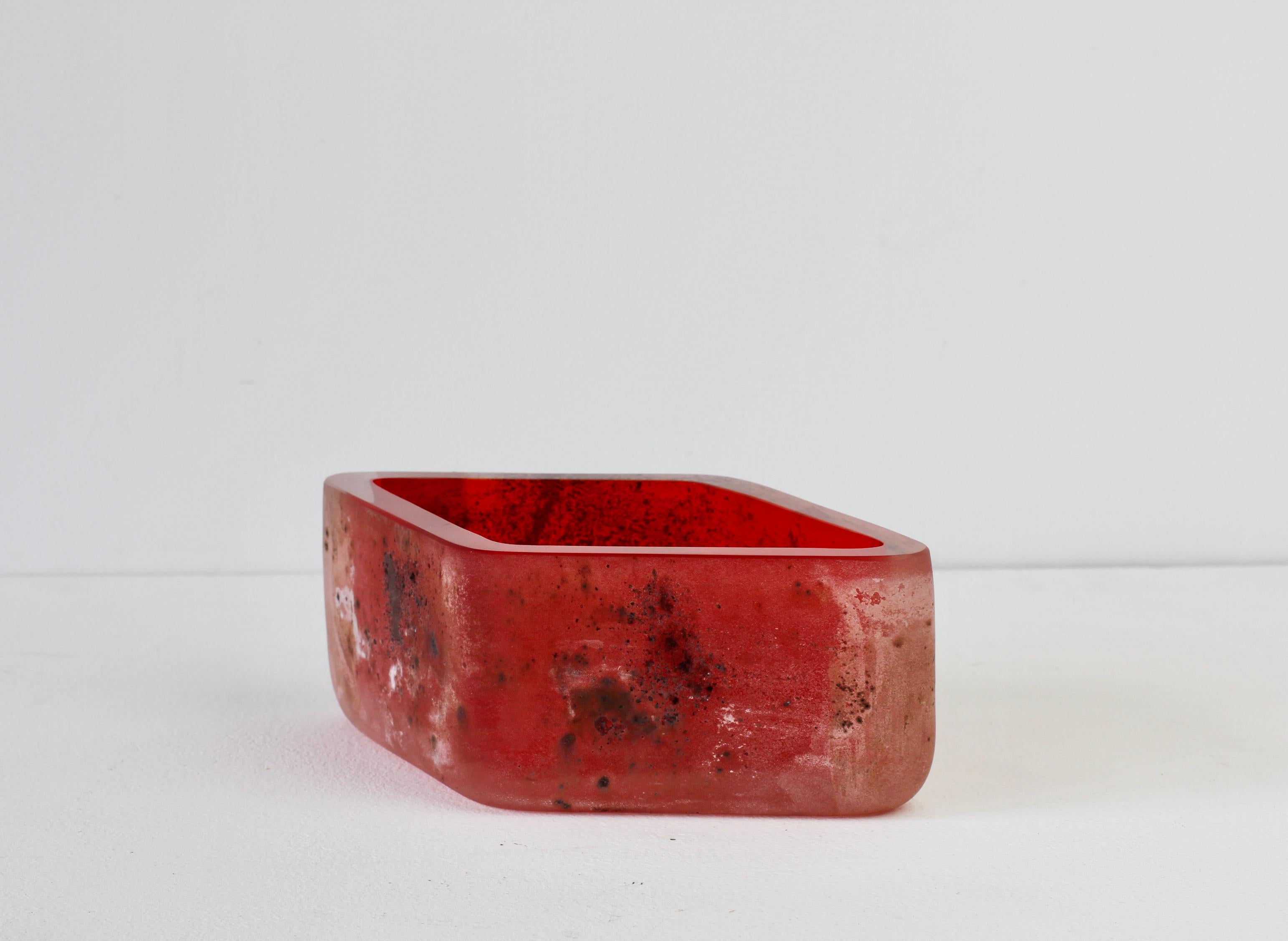 Antonio da Ros for Cenedese Italian Red Scavo Vintage Murano Glass Bowl c. 1980s For Sale 1