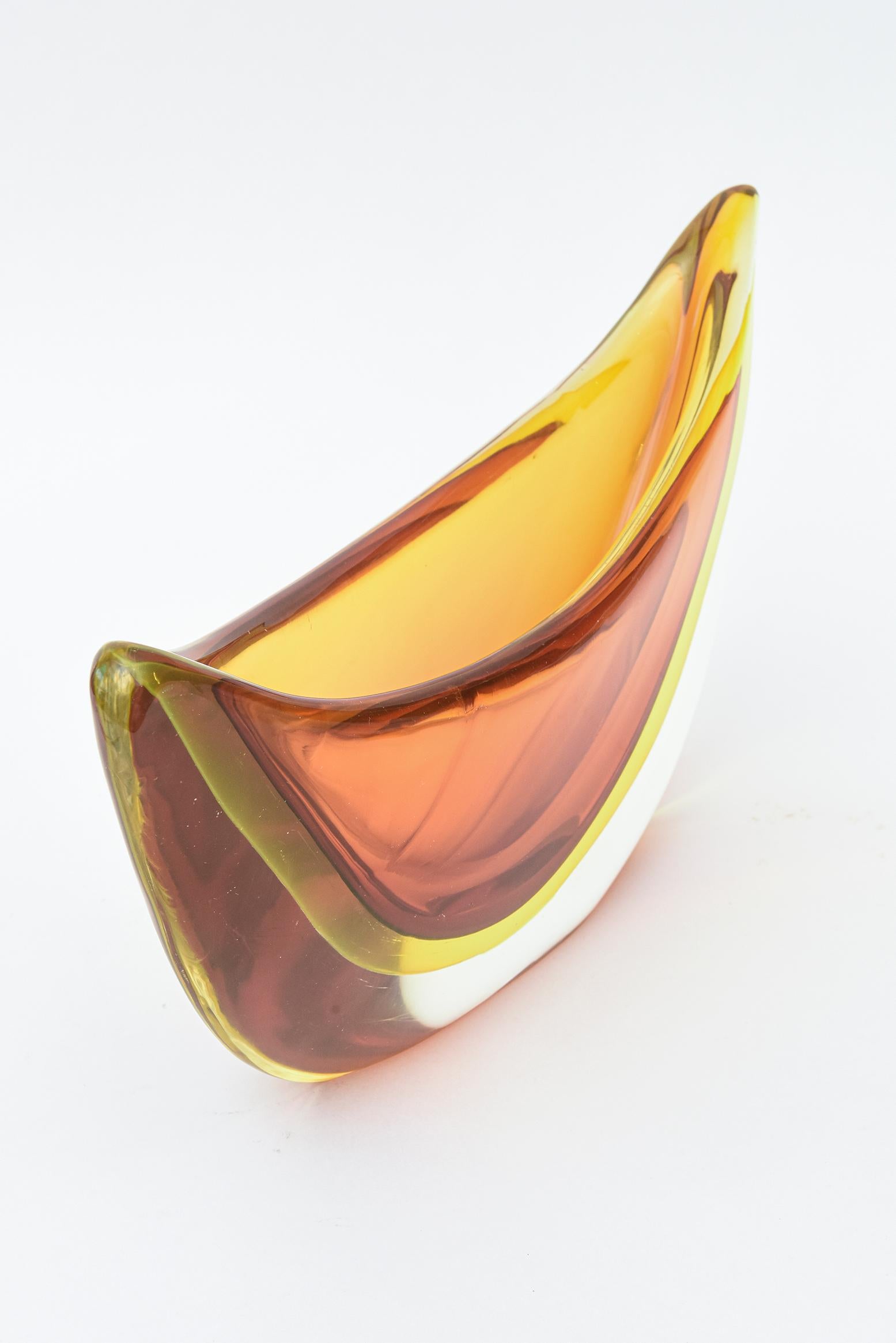 Italian Antonio da Ros for Cenedese Murano Sommerso Glass Bowl or Sculpted Vase Vintage