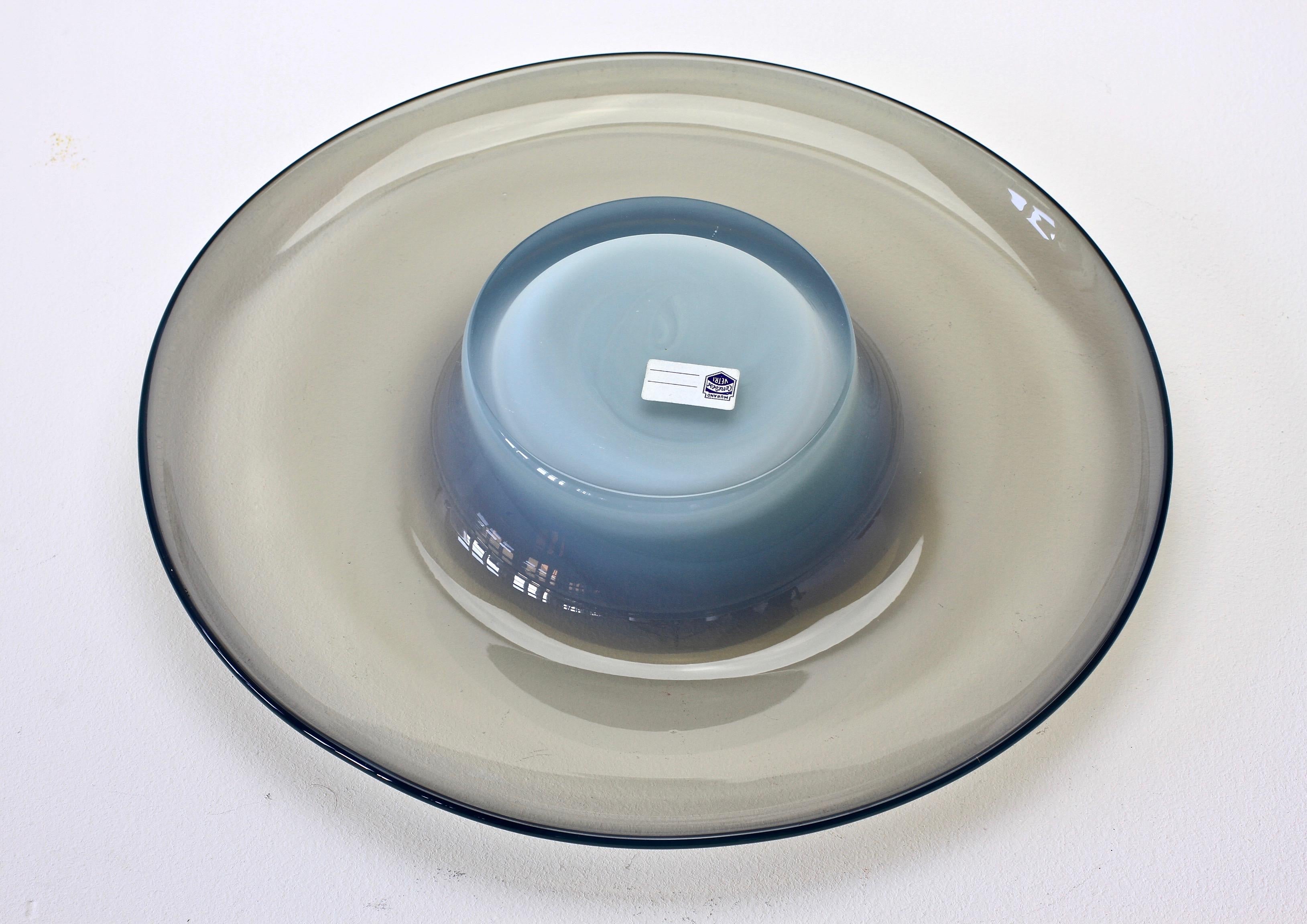 Antonio da Ros for Cenedese Vintage Italian Murano Opaline Glass Serving Bowl For Sale 1