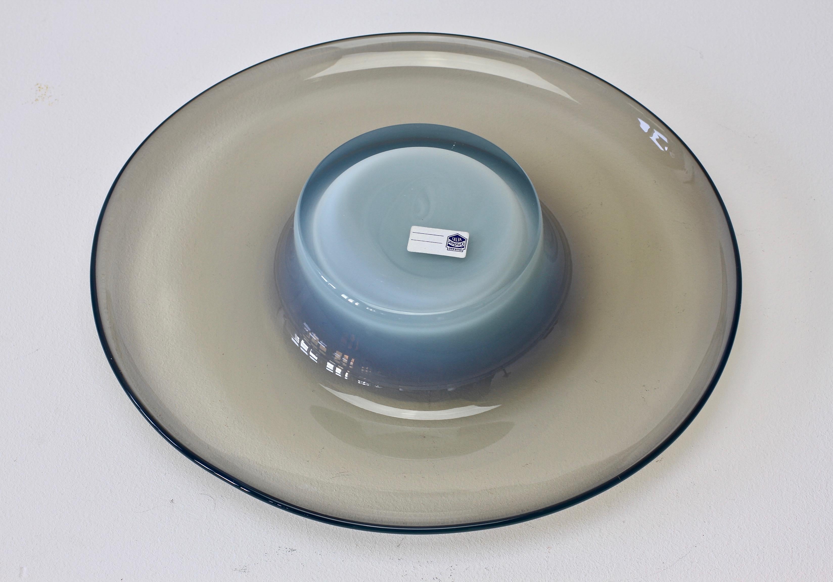 Antonio da Ros for Cenedese Vintage Italian Murano Opaline Glass Serving Bowl For Sale 2