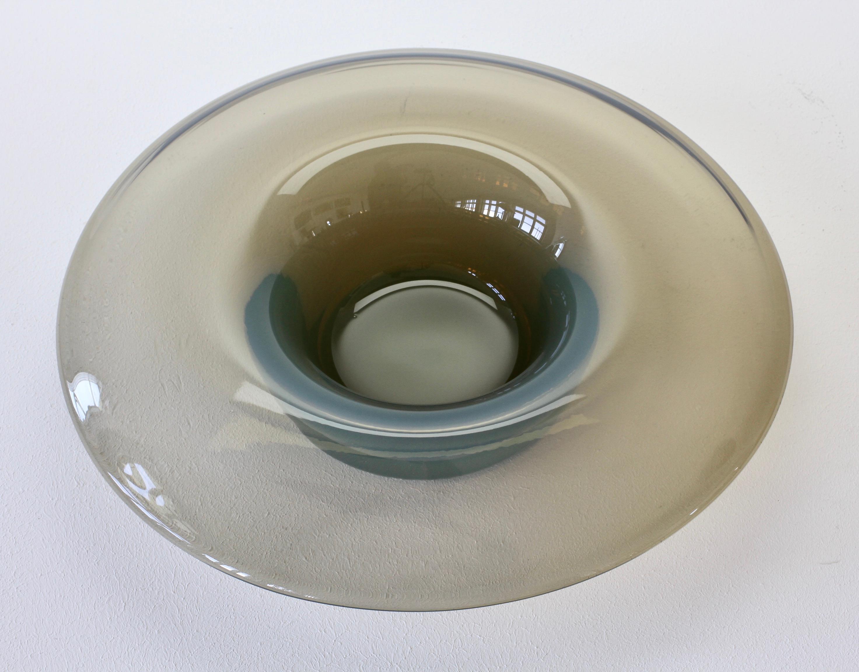 Antonio da Ros for Cenedese Vintage Italian Murano Opaline Glass Serving Bowl 10