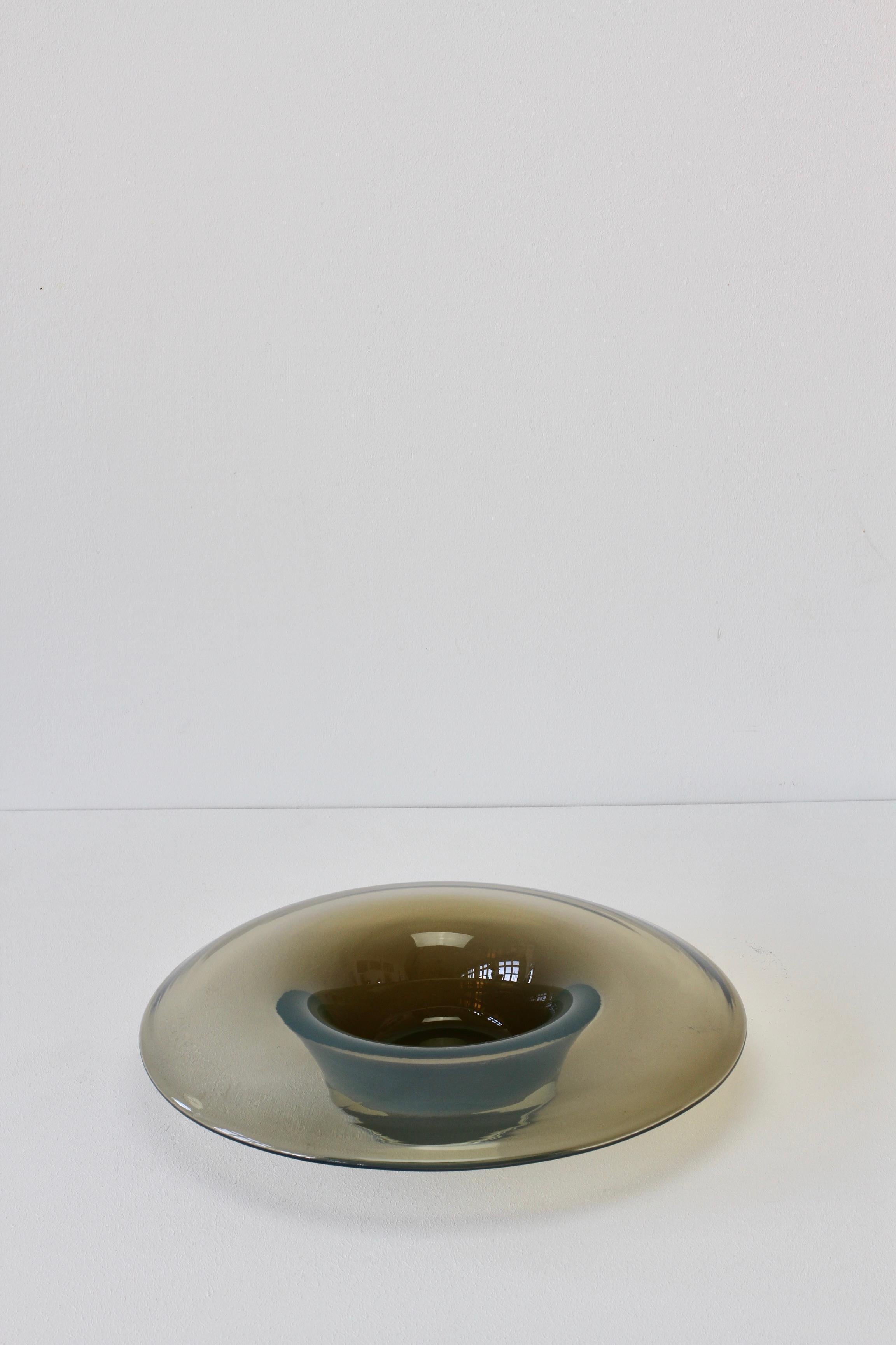 Antonio da Ros for Cenedese Vintage Italian Murano Opaline Glass Serving Bowl 1