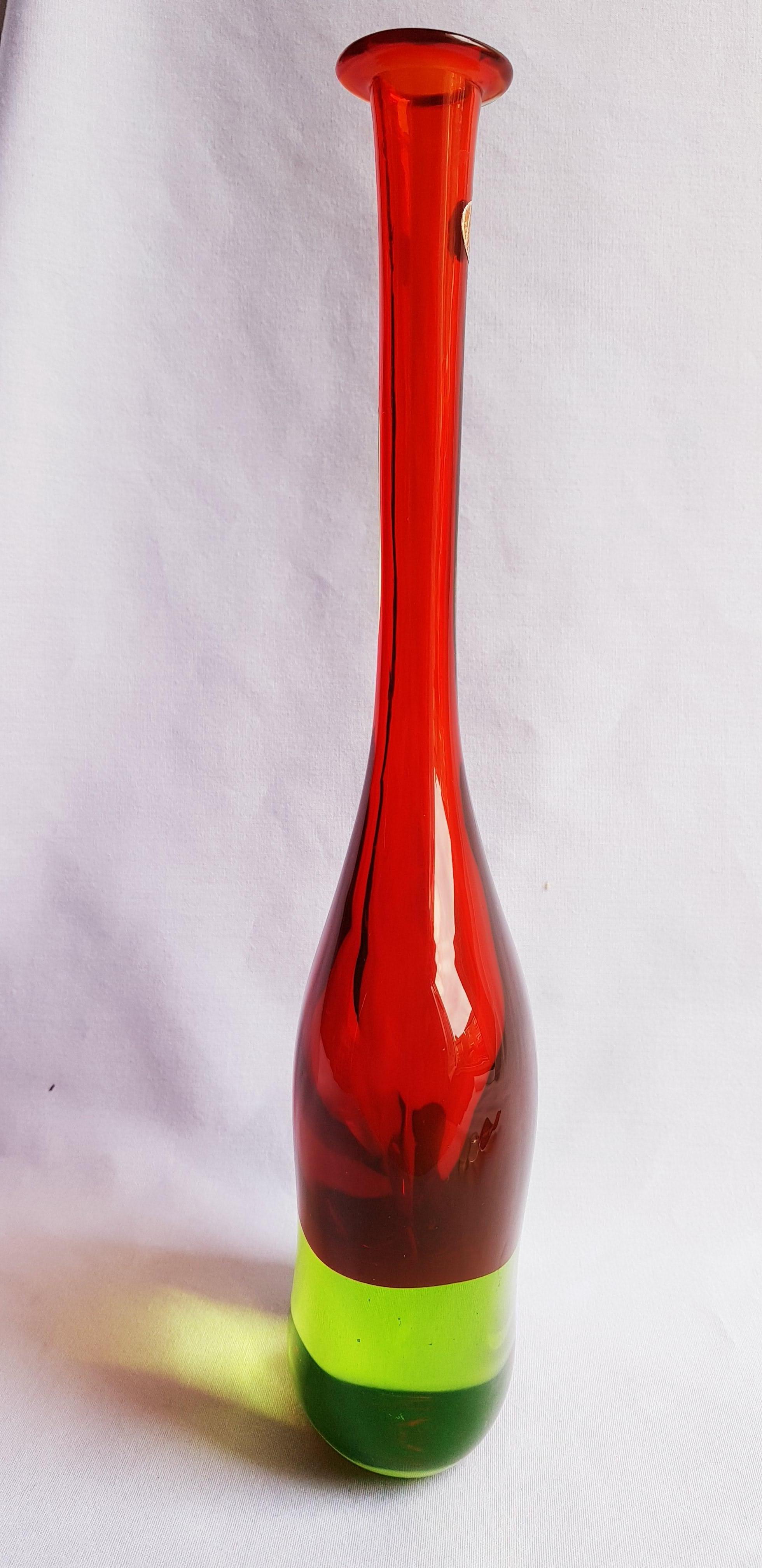 Antonio da Ros for Seguso vetri D'arte large uranium Bottle (50cm)  For Sale 2