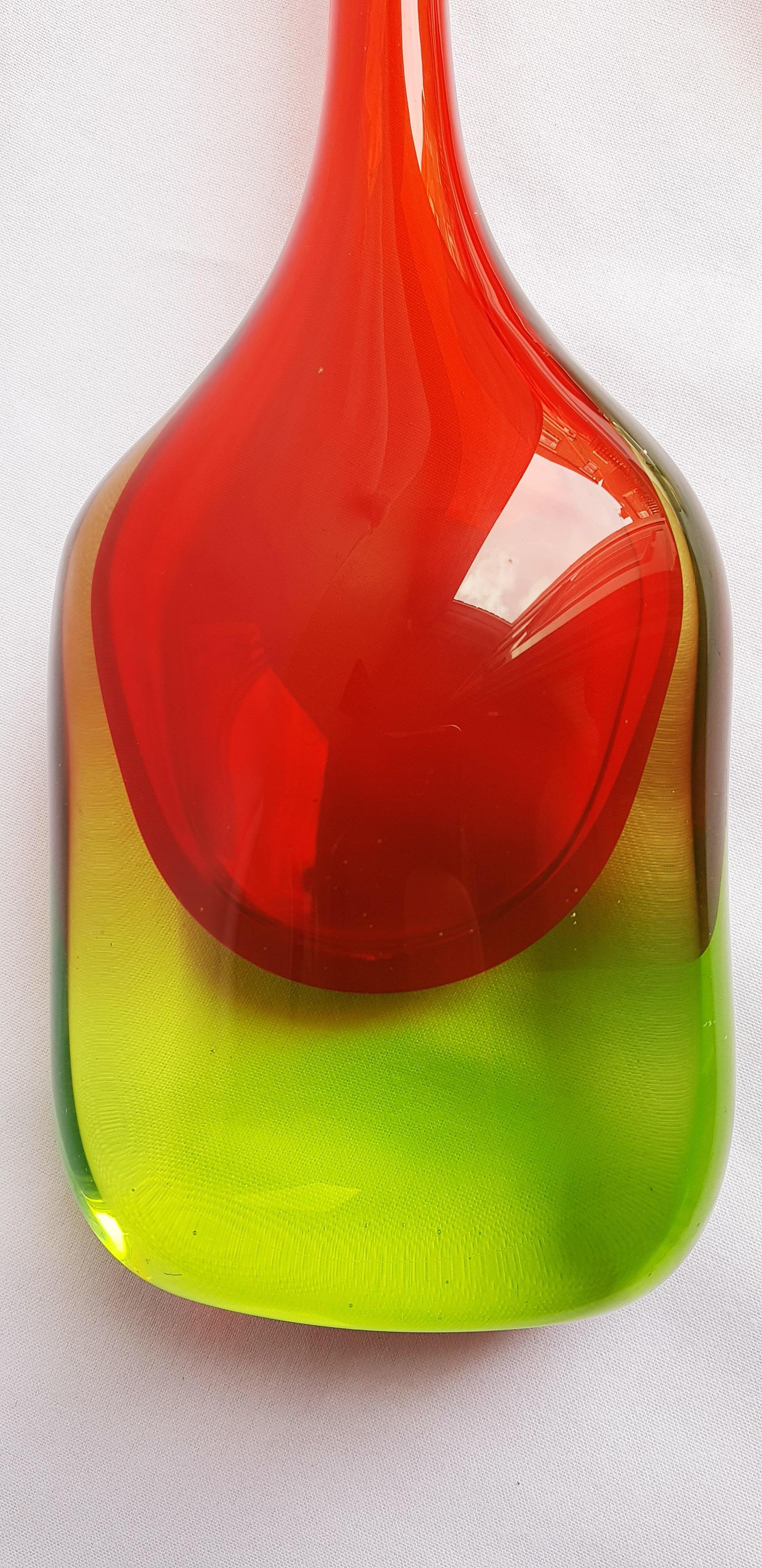Antonio da Ros for Seguso vetri D'arte large uranium Bottle (50cm)  For Sale 3