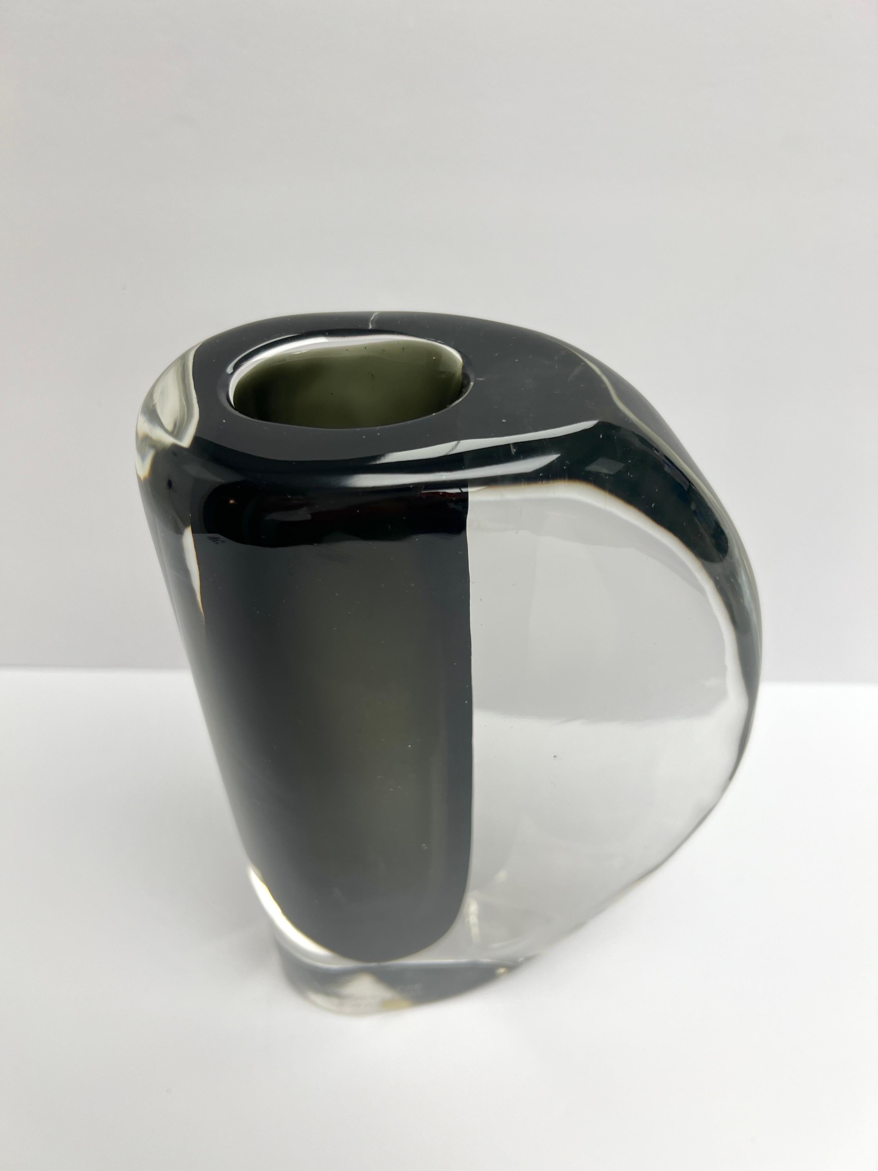 L'iconico vaso Momento di Da Ros per Cenedese. 