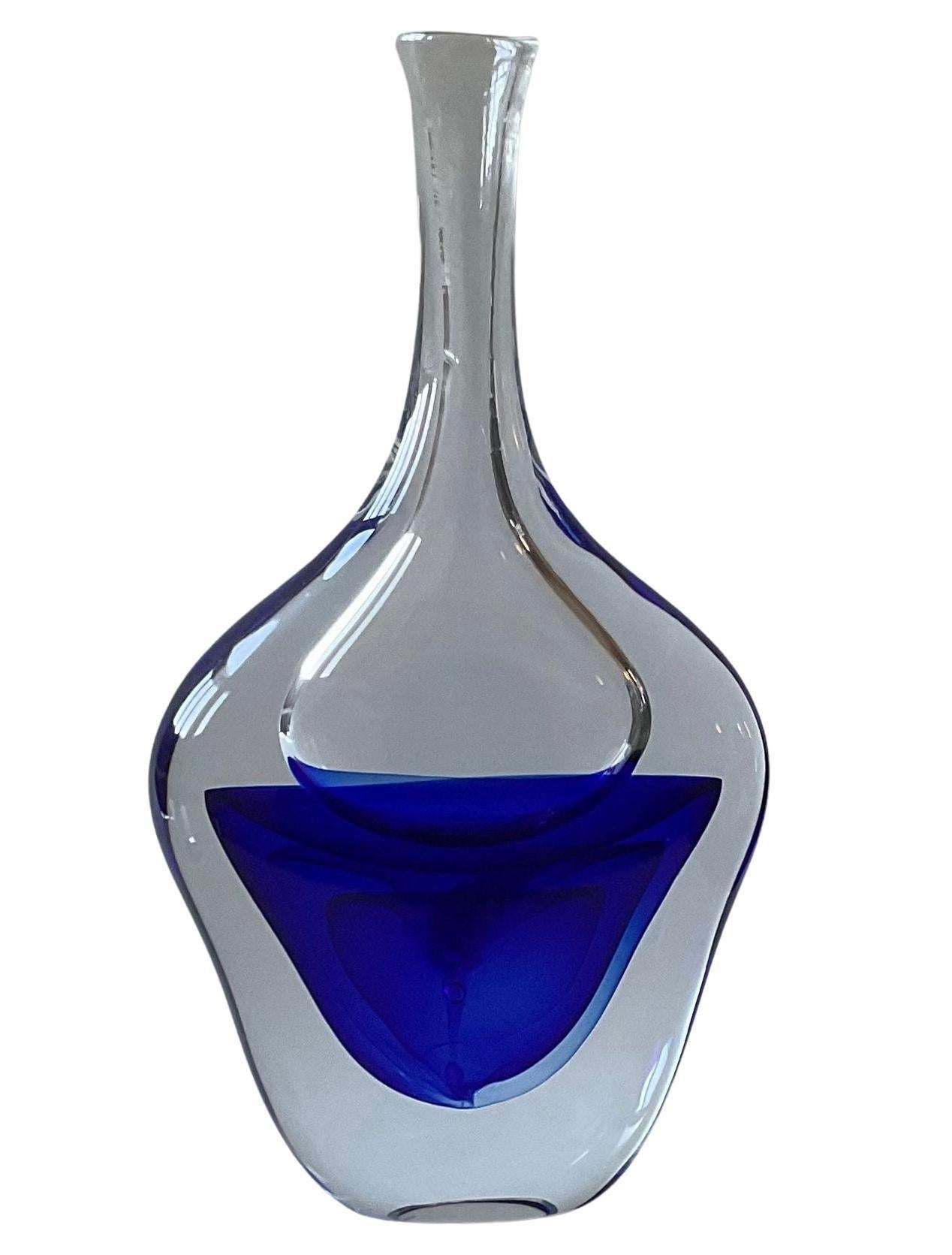 Italian Antonio da Ros Signed Cenedese Murano Glass Vase circa 1960s Layered Blue For Sale