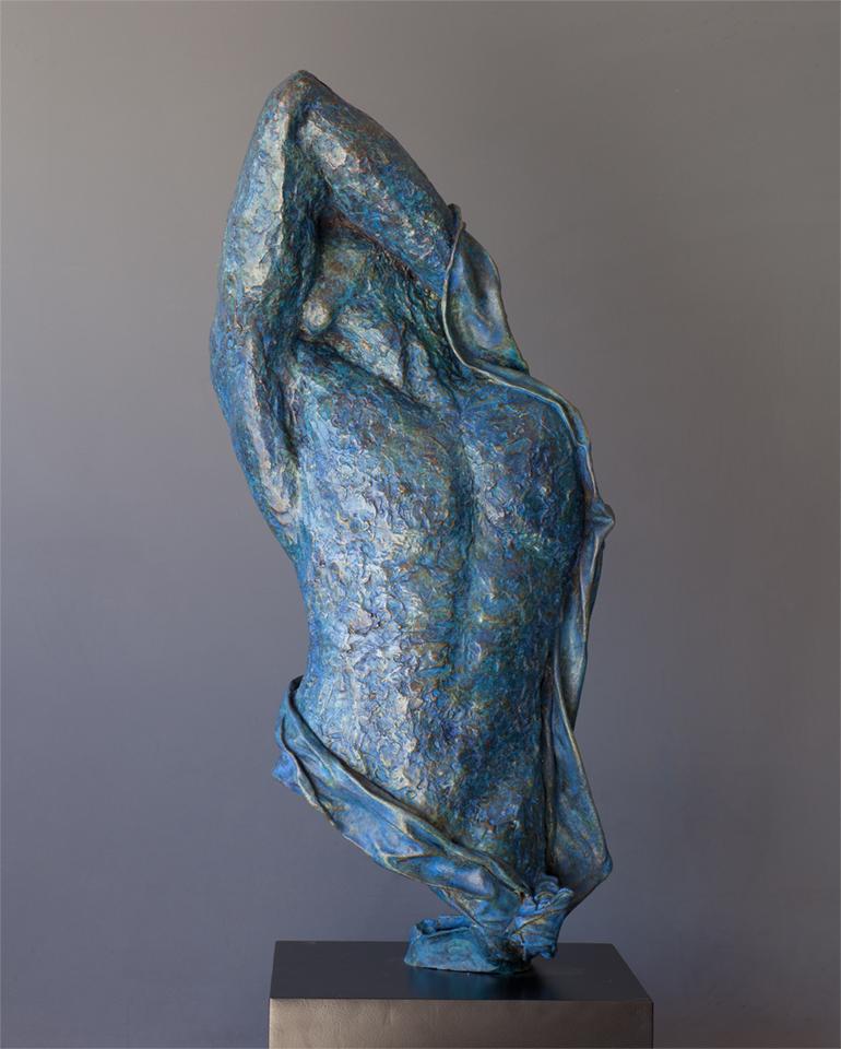 Antonio Da Silva Figurative Sculpture - Nested Emotions