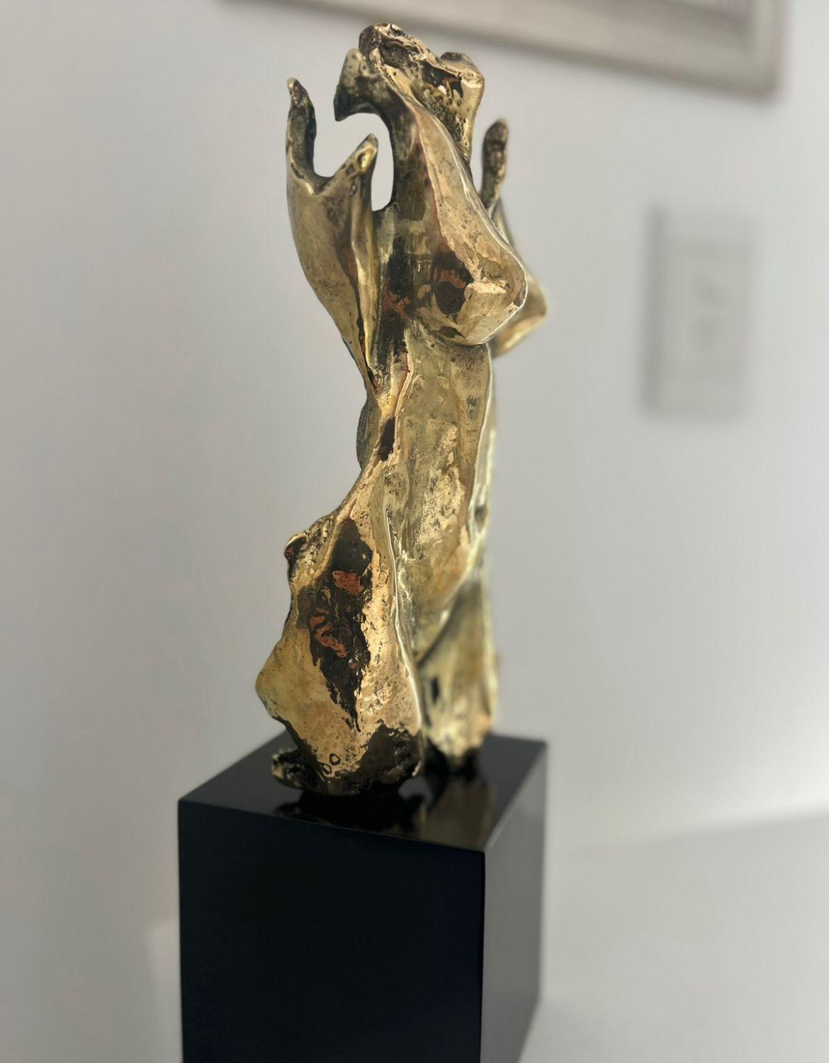 Sofía pequeña - Sculpture de Antonio Da Silva