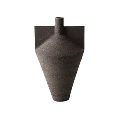 Antonio Forteleoni Petit vase Jana en grès noir pour Cappellini