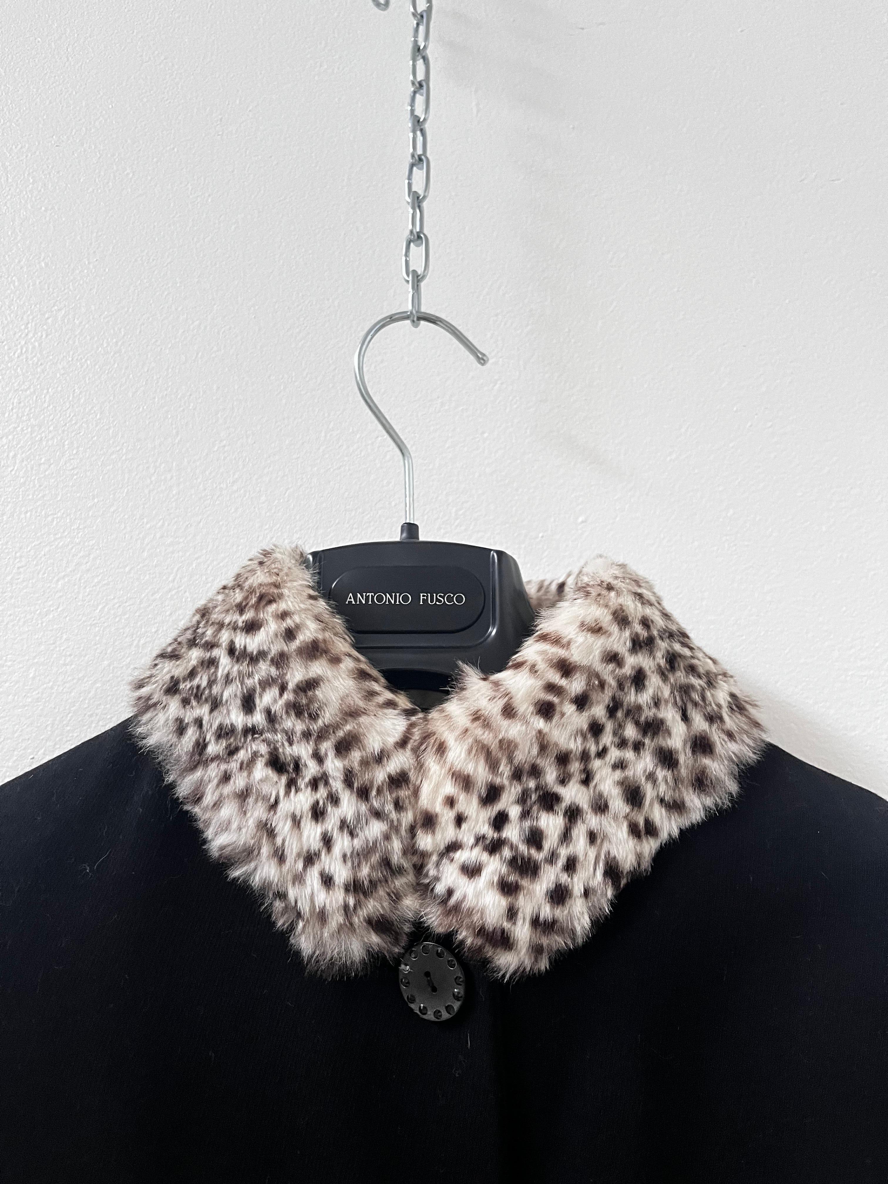 da uomo o donna Antonio Fusco Italian Wool Coat with Faux Fur Leopard Collar, size It 46 in vendita