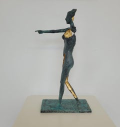 A walking girl. Contemporary bronze sculpture, Limited edition, Italian artist