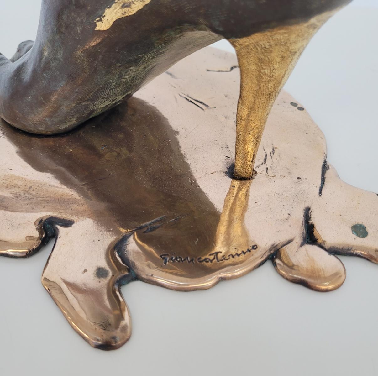 Nike / High Heel. Zeitgenössische Bronzeskulptur, Limitierte Auflage, Italienischer Künstler im Angebot 1
