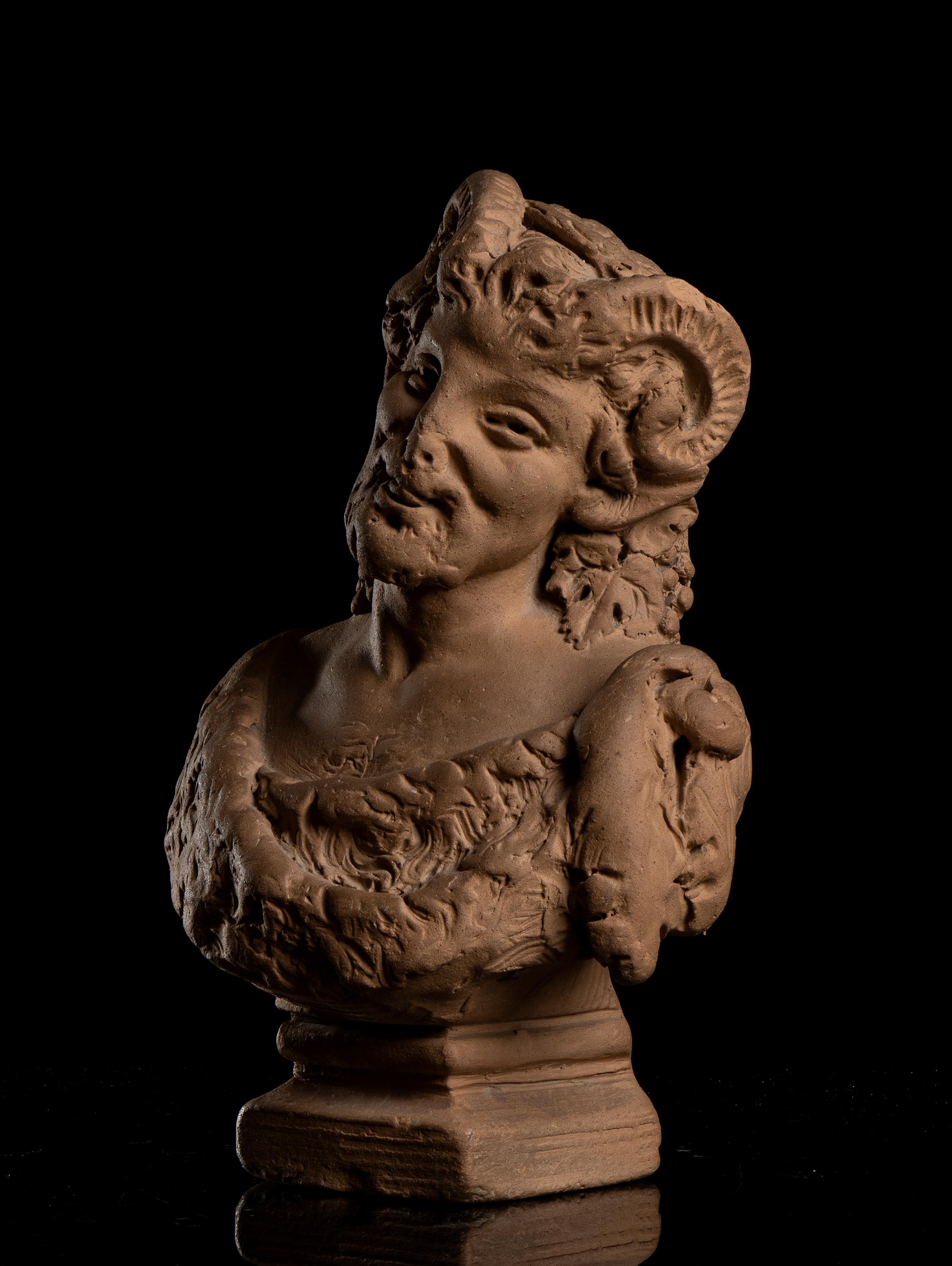 Paire d'importants bustes en terre cuite représentant le Satyre et la Nymphe par Antonio Giovanni Lanzirotti (Naples, 9 mai 1830 - 1921) signé au dos.  
Antonio Giovanni Lanzirotti était un sculpteur italien, il a étudié à Palerme jusqu'en 1848,