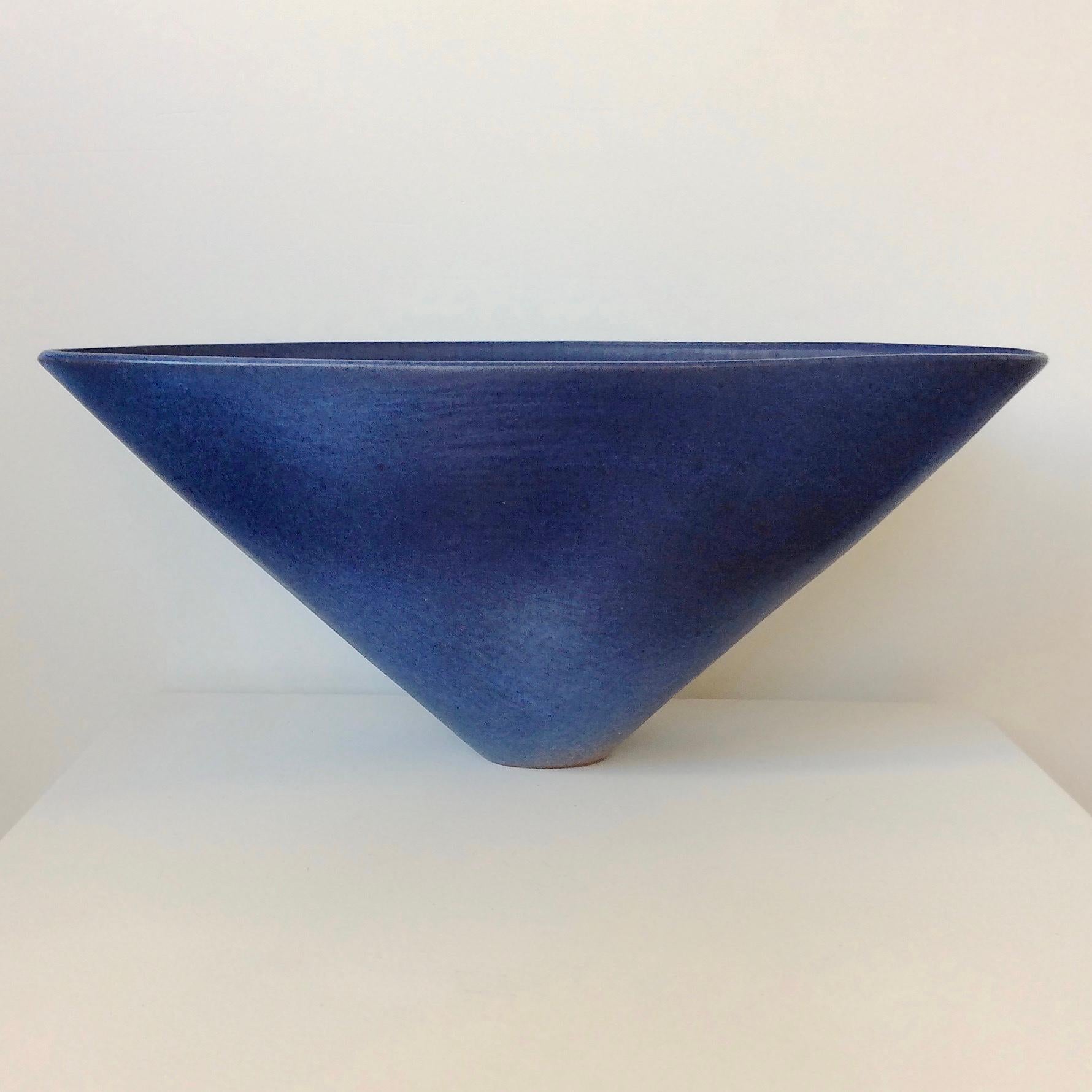 Antonio Lampecco Signed Large Ceramic Blue Vase, circa 1970, Belgium For Sale 7