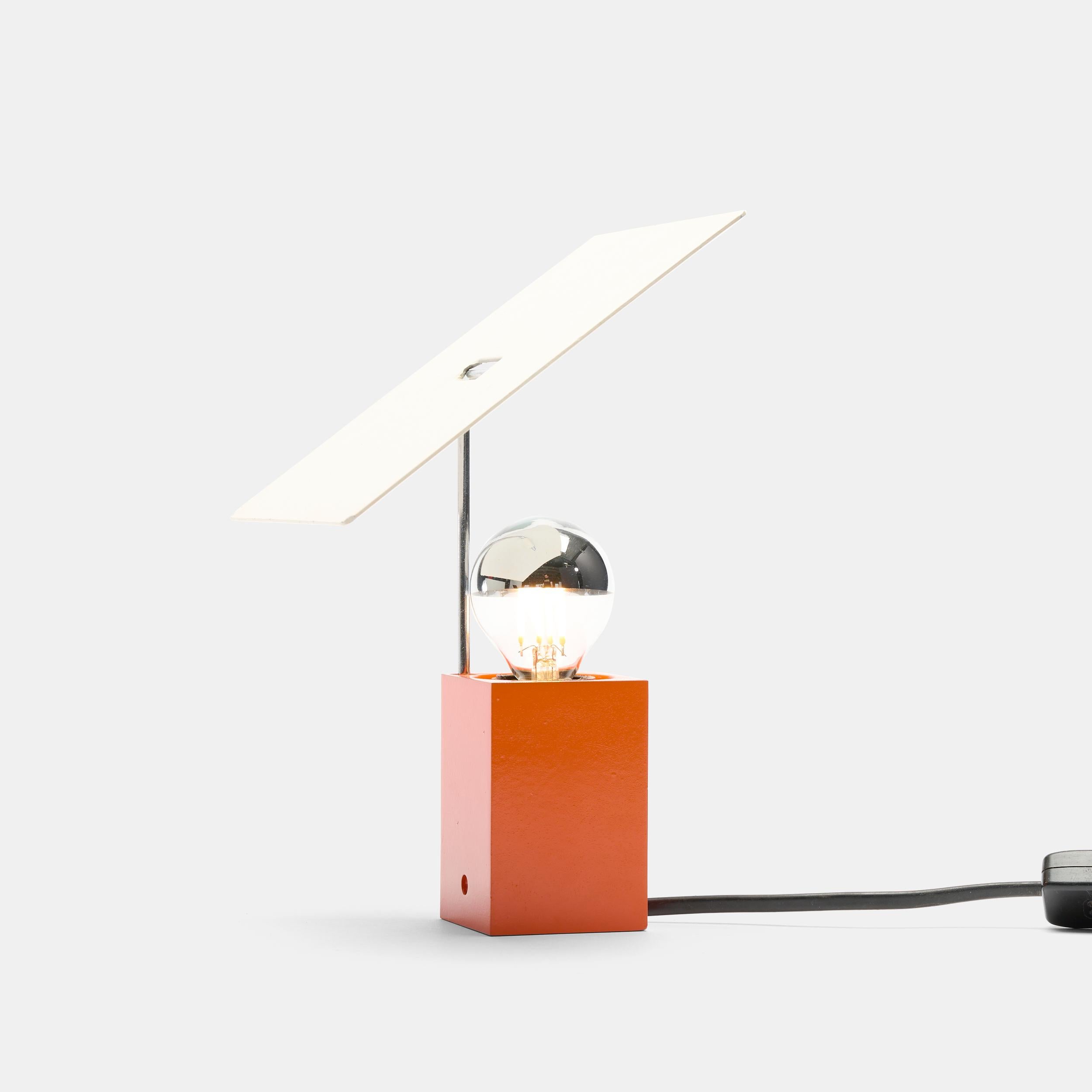 Antonio Macchi Cassia Table lamp, model 610 Arteluce Italy, 1973 (Moderne der Mitte des Jahrhunderts) im Angebot