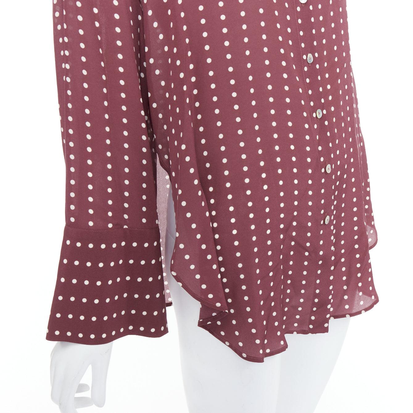 ANTONIO MARRAS 100% silk burgundy polka dot curved hem shirt M
Reference: NKLL/A00440
Brand: Antonio Marras
Material: Silk
Color: Burgundy
Pattern: Polka Dot
Closure: Button
Extra Details: Curved hem.
Made in: Tunisia

CONDITION:
Condition: