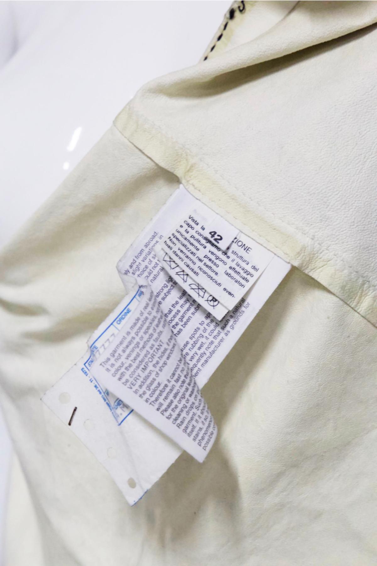 Antonio Marras Elegant B&W Blouse For Sale 7