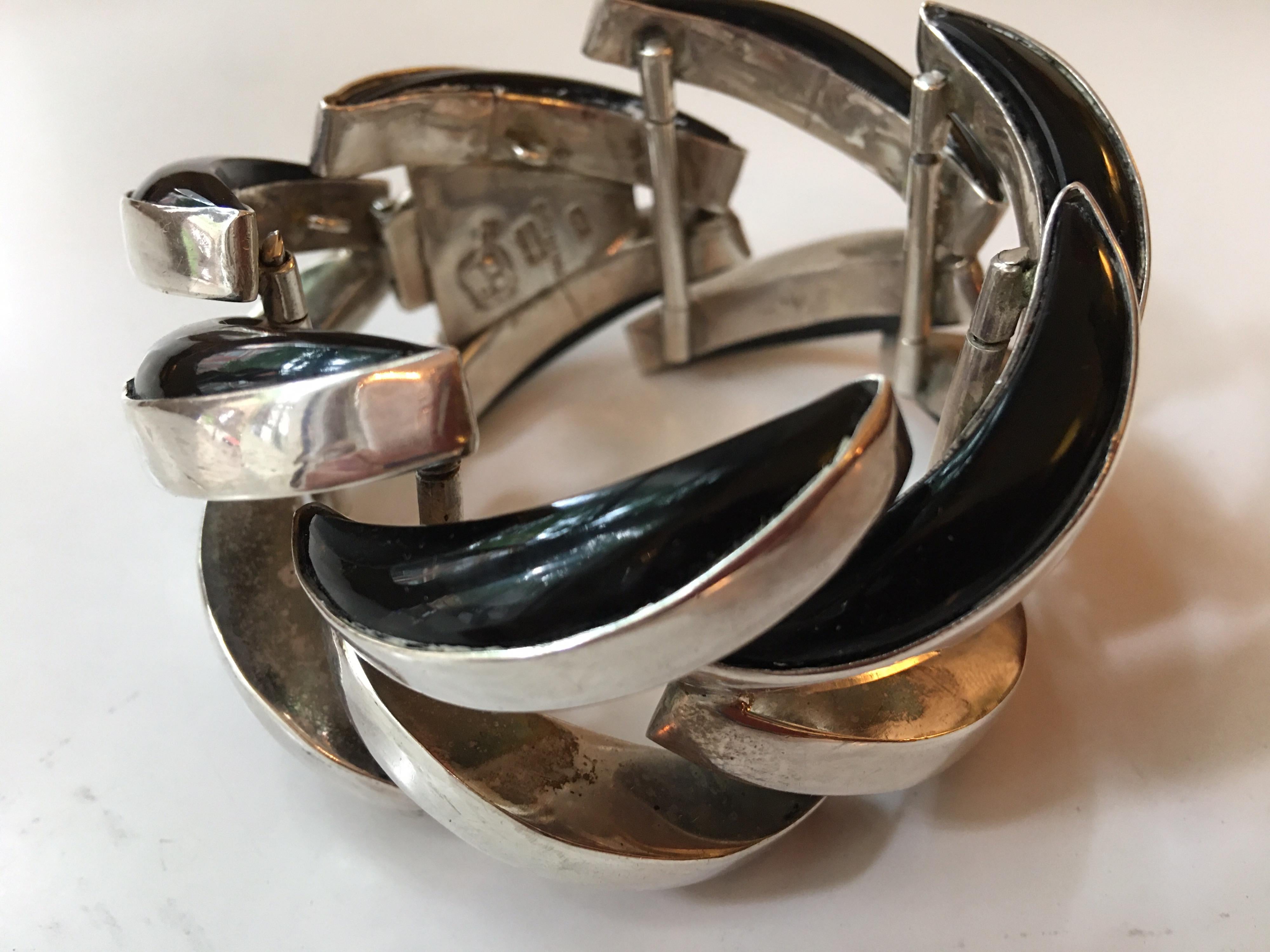 Antonio Pineda Mexican Sterling and Onyx Bracelet In Good Condition In Philadelphia, PA