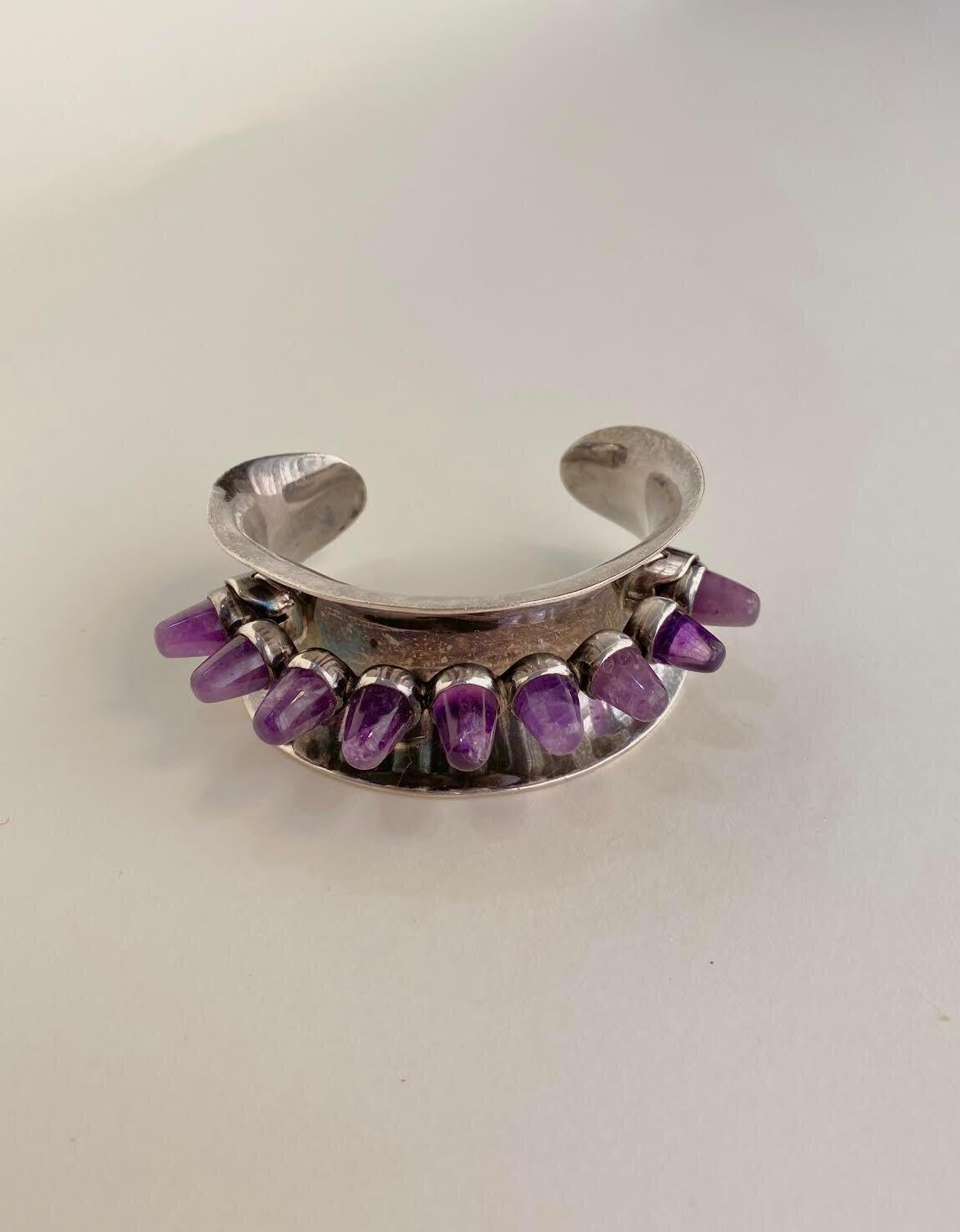 Modernist Antonio Pineda 970. Silver and Amethyst Cuff Bracelet For Sale
