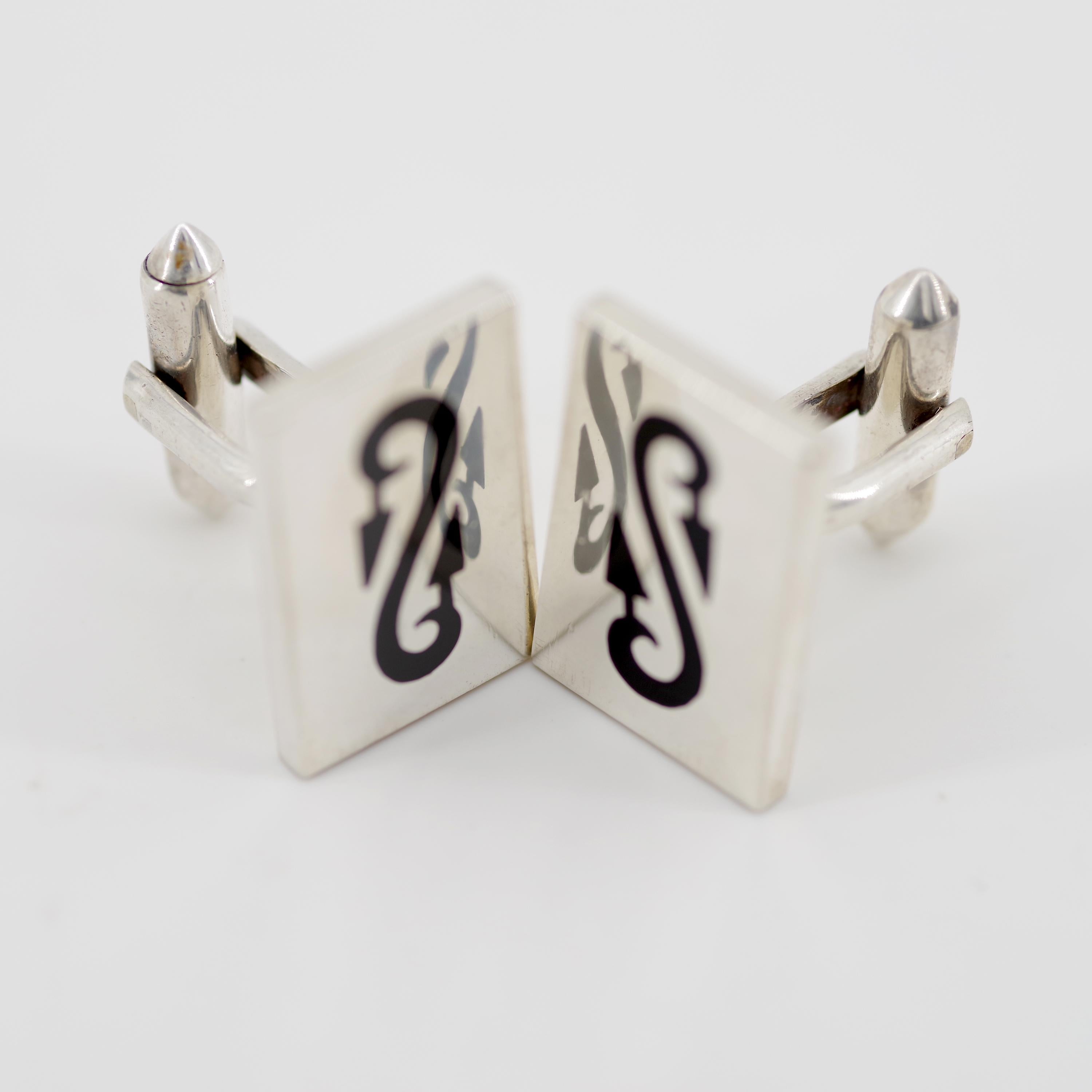Antonio Pineda Silver Taxco Cufflinks with Inset Onyx is Uncommon, Pair In Good Condition In Southbury, CT