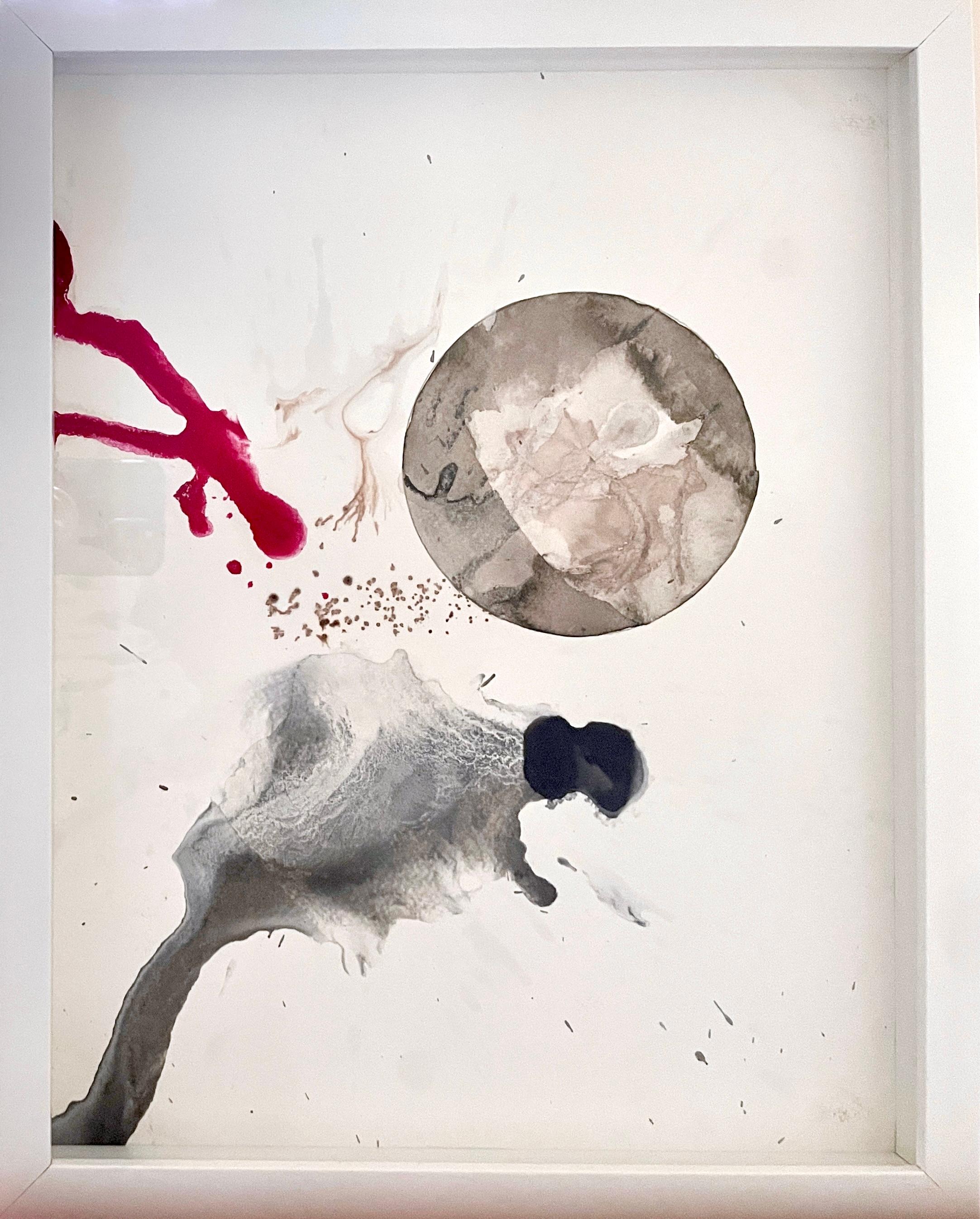 Rhythm Hut #17: dipinto astratto a inchiostro su carta d'arte incorniciato in rosso e nero con luna - Painting di Antonio Puri