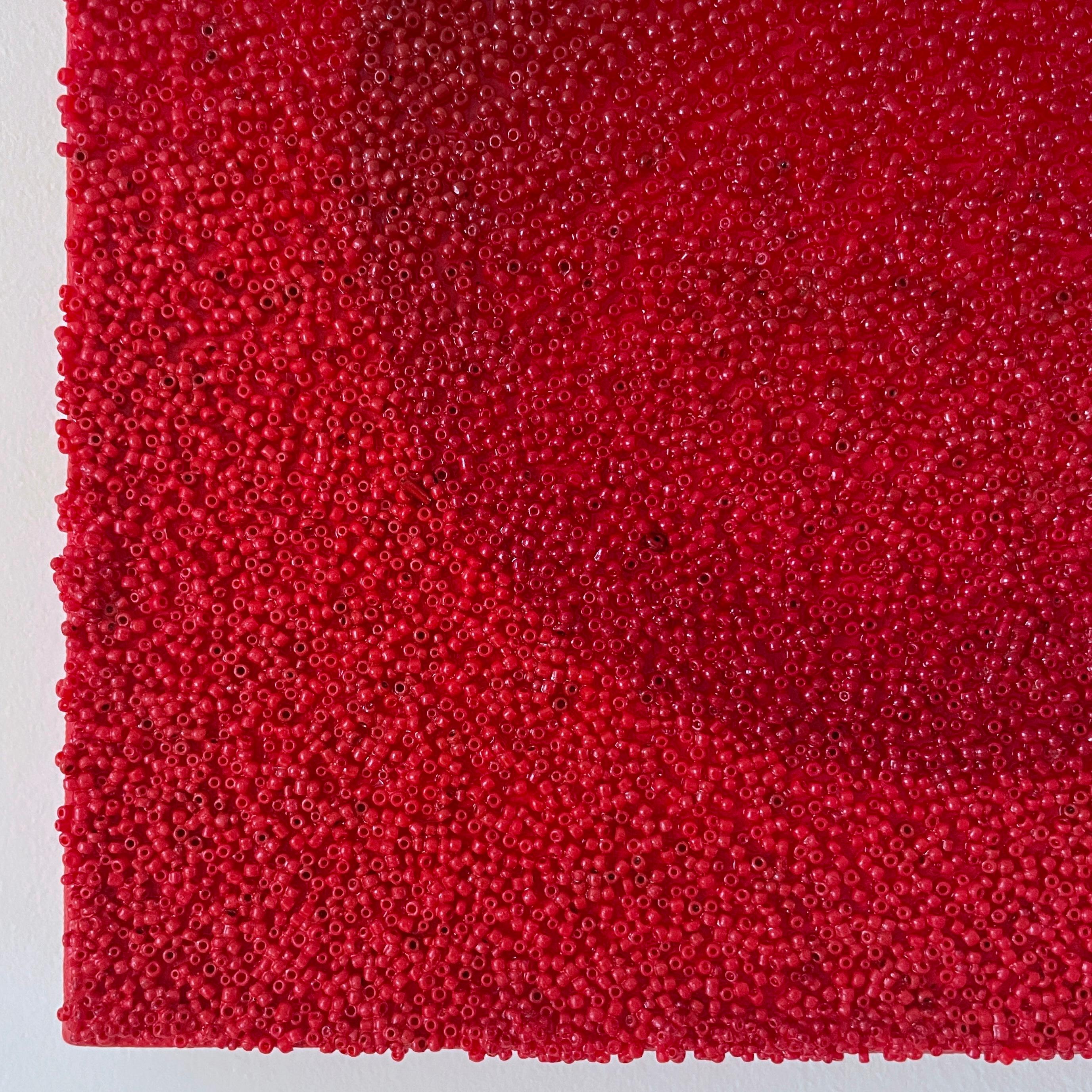 Tantra 11: pintura escultura mandala abstracta minimalista, círculo rojo - Sculpture Abstracto de Antonio Puri