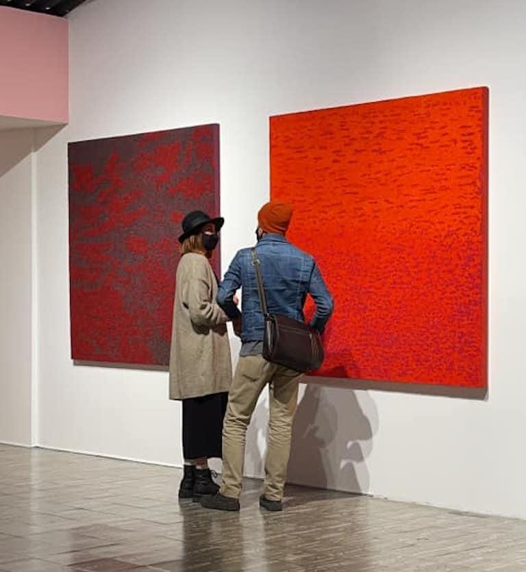 Tantra 88: escultura abstracta espiritual mandala círculo pintura con cuentas rojas en venta 6