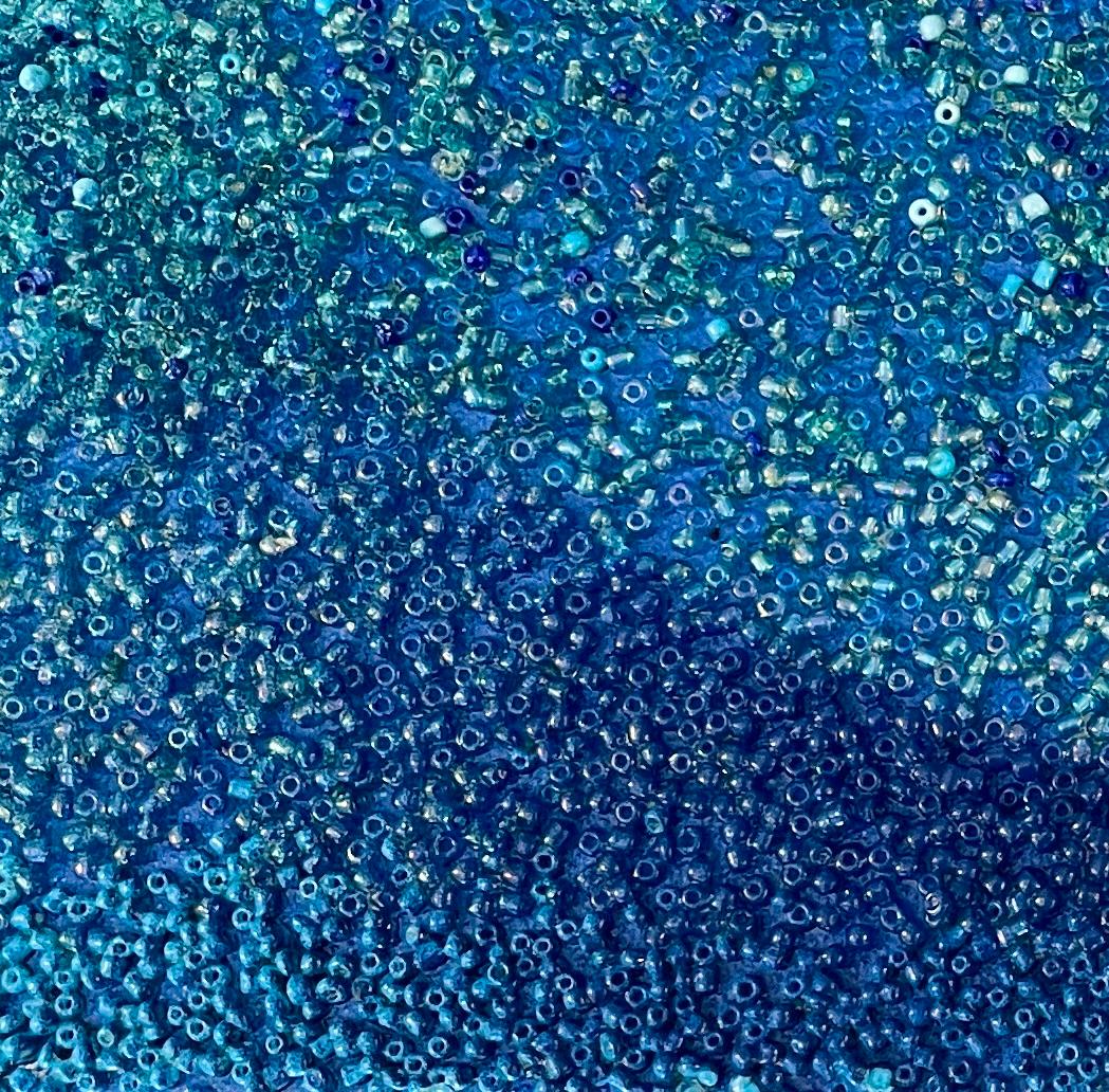 Tantra in Blau #11: minimalistische abstrakte Skulptur / Gemälde mit niedrigen Kreisen – Sculpture von Antonio Puri
