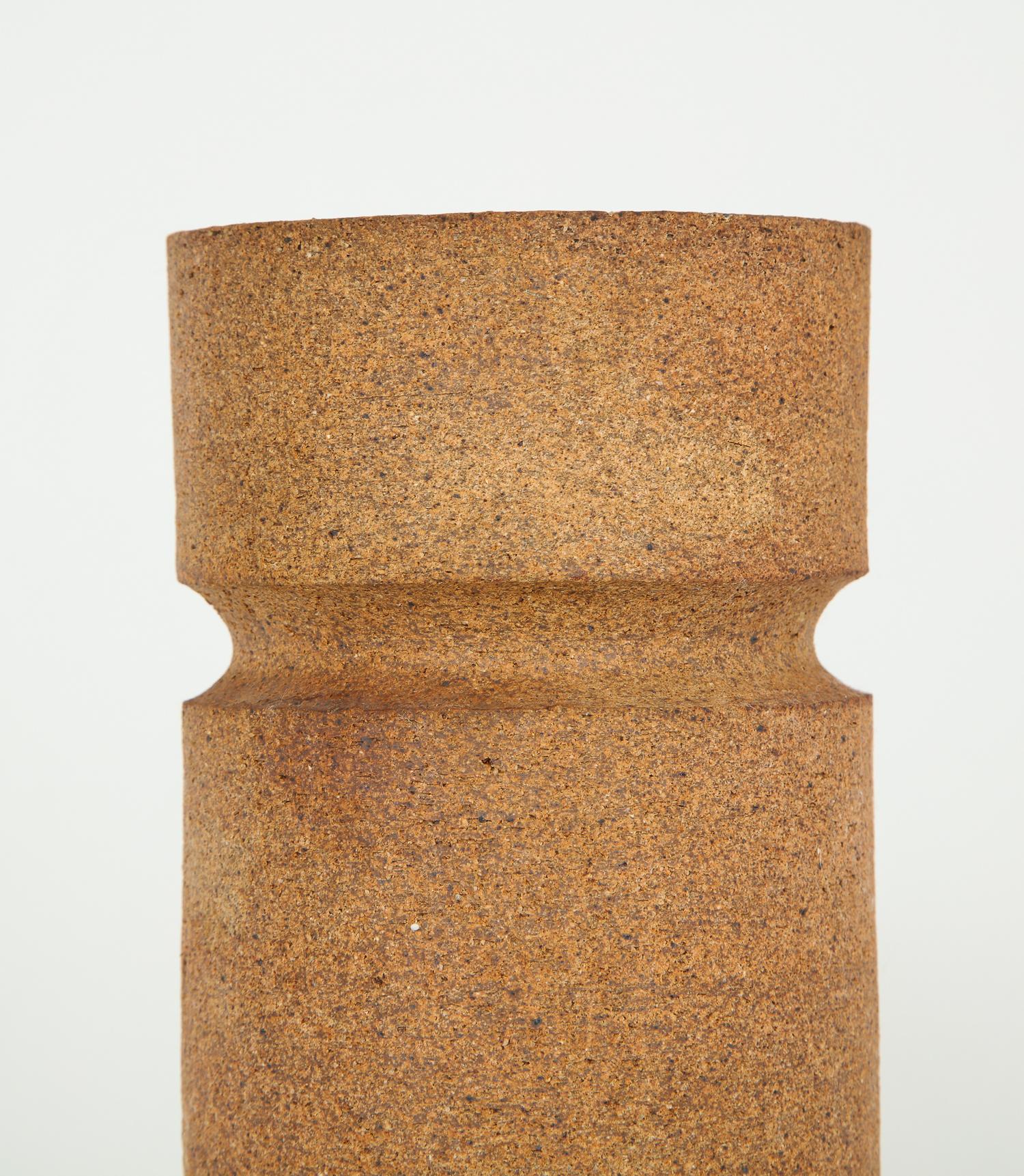 Tourné Vase cylindrique Antonio Salvador Orodea en vente