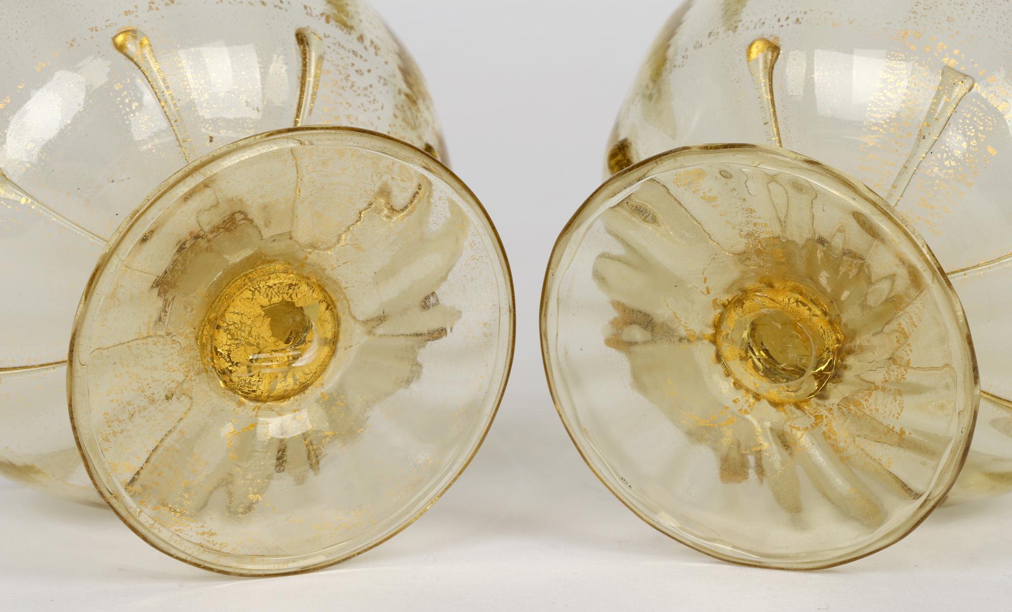 Dessertschalen und Ständer aus venezianischem Revival-Kunstglas von Antonio Salviati, Paar (Geblasenes Glas) im Angebot