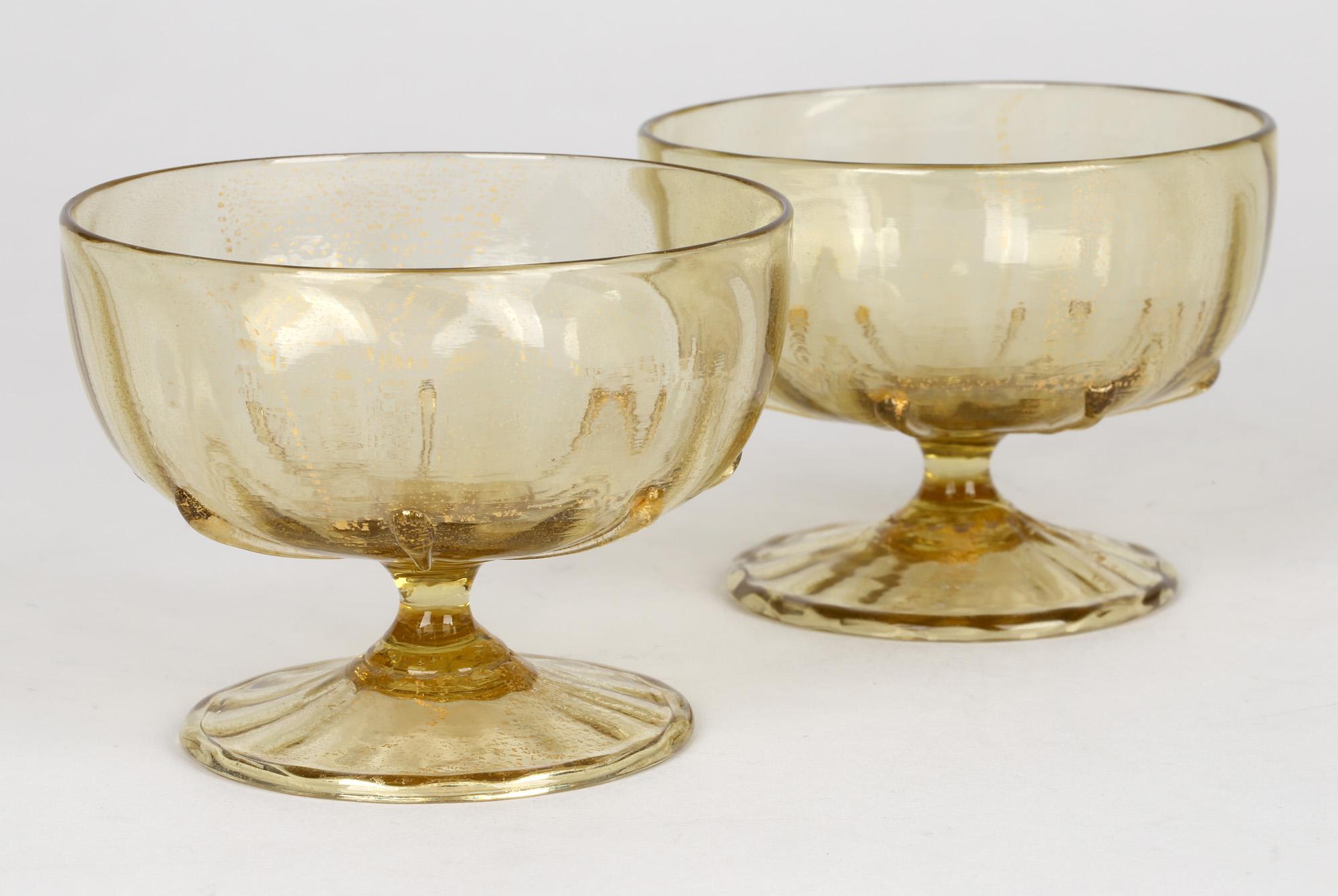 Antonio Salviati Pair Venetian Revival Art Glass Dessert Bowls and Stands In Good Condition For Sale In Bishop's Stortford, Hertfordshire