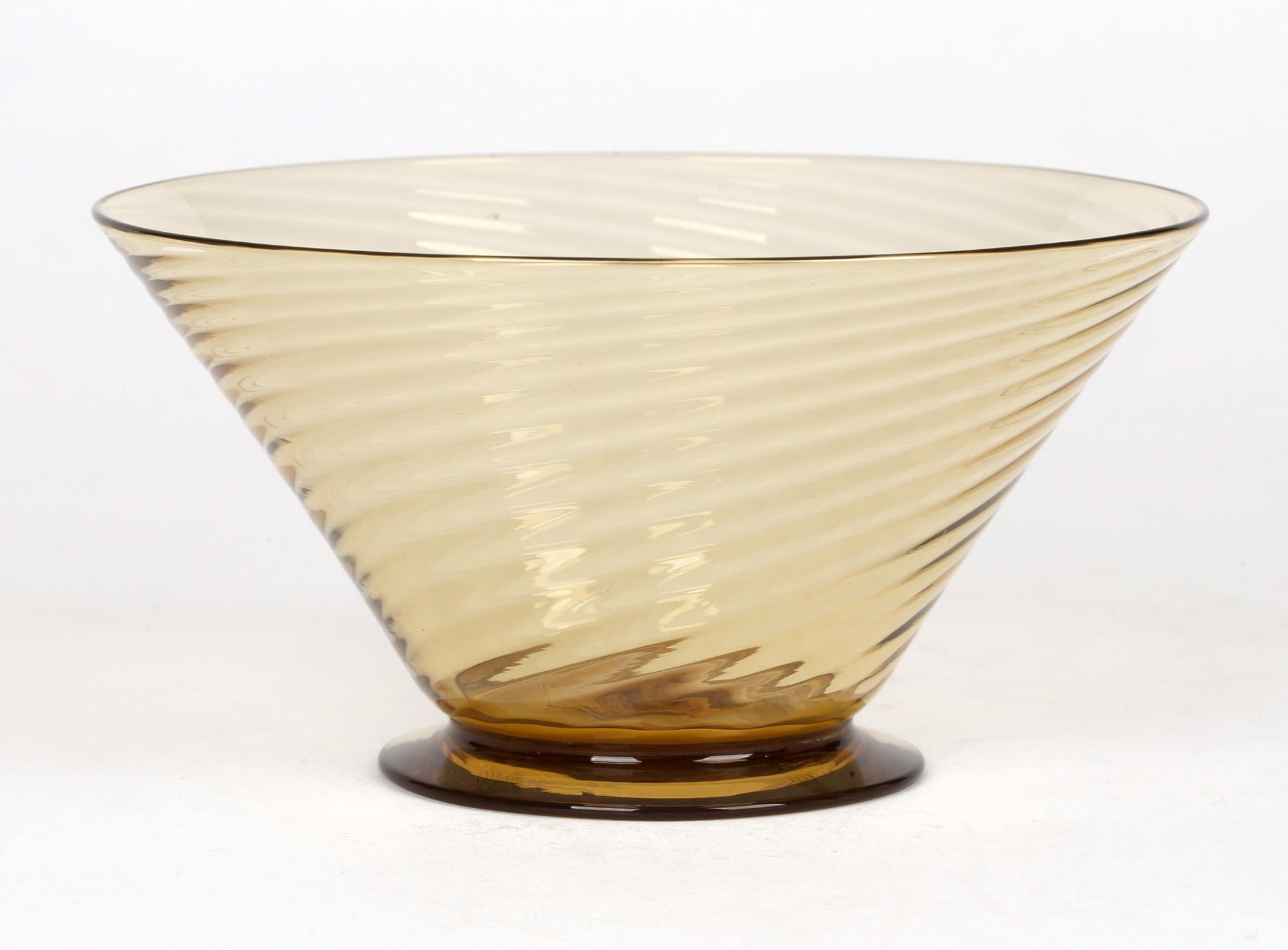 Antonio Salviati Venetian Revival Brown Spiral Twist Art Glass Dessert Bowl In Good Condition For Sale In Bishop's Stortford, Hertfordshire