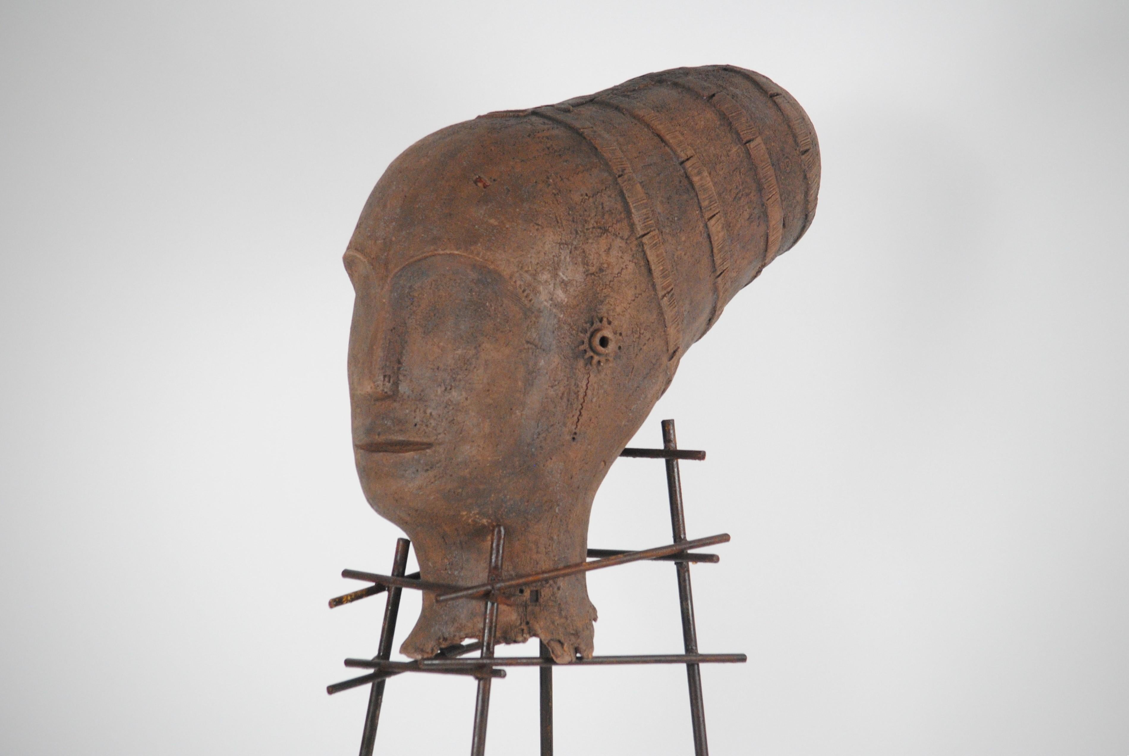 Androgina - Figurative Sculpture Oro di Antonio Taschini