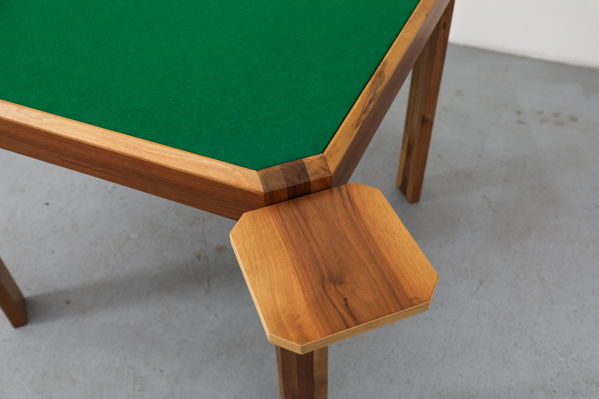 Table de jeu des années 1980 avec plateau réversible et quatre fauteuils en cuir Antonio Virgilio en vente 4