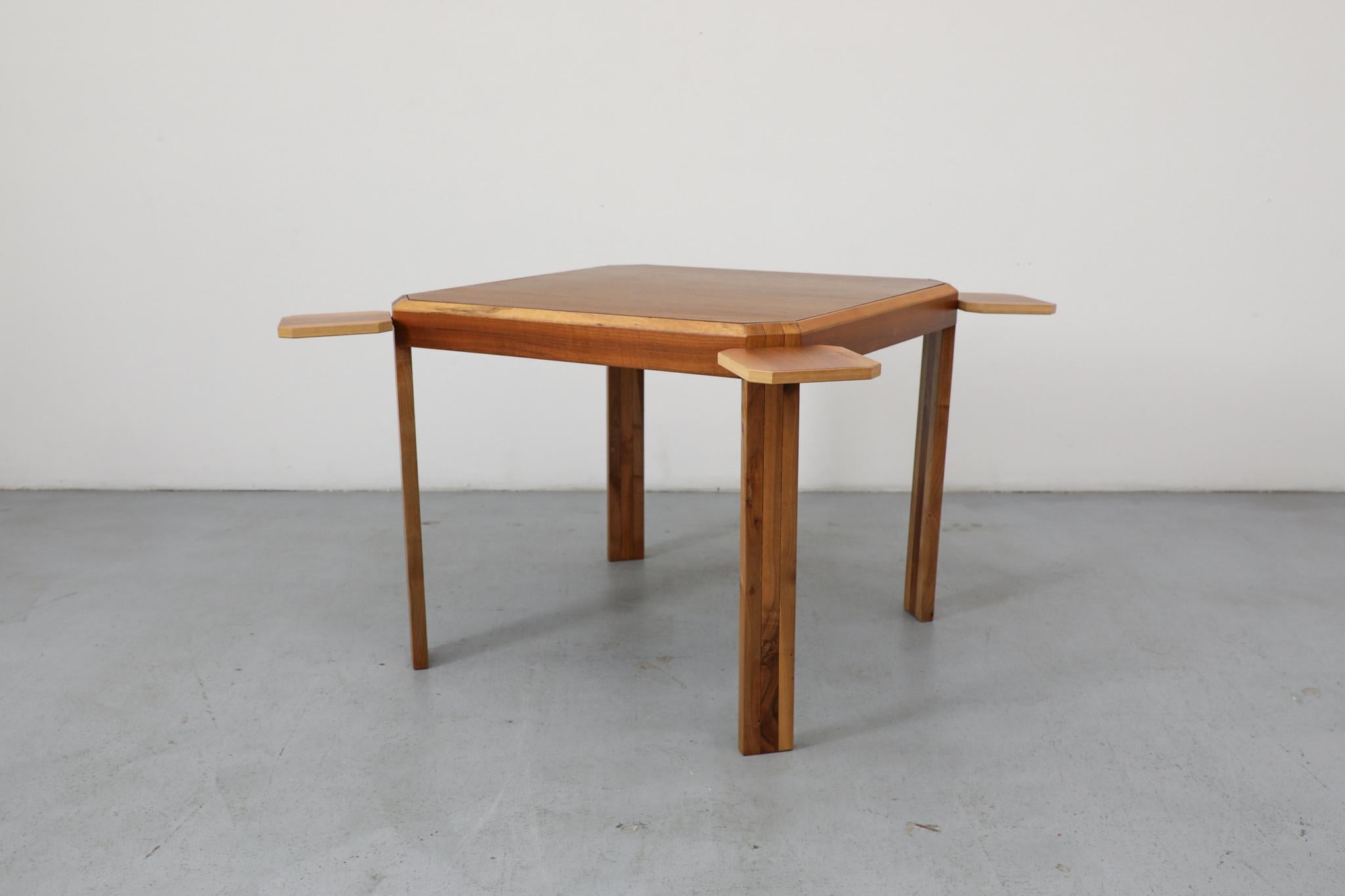 Cuir Table de jeu des années 1980 avec plateau réversible et quatre fauteuils en cuir Antonio Virgilio en vente