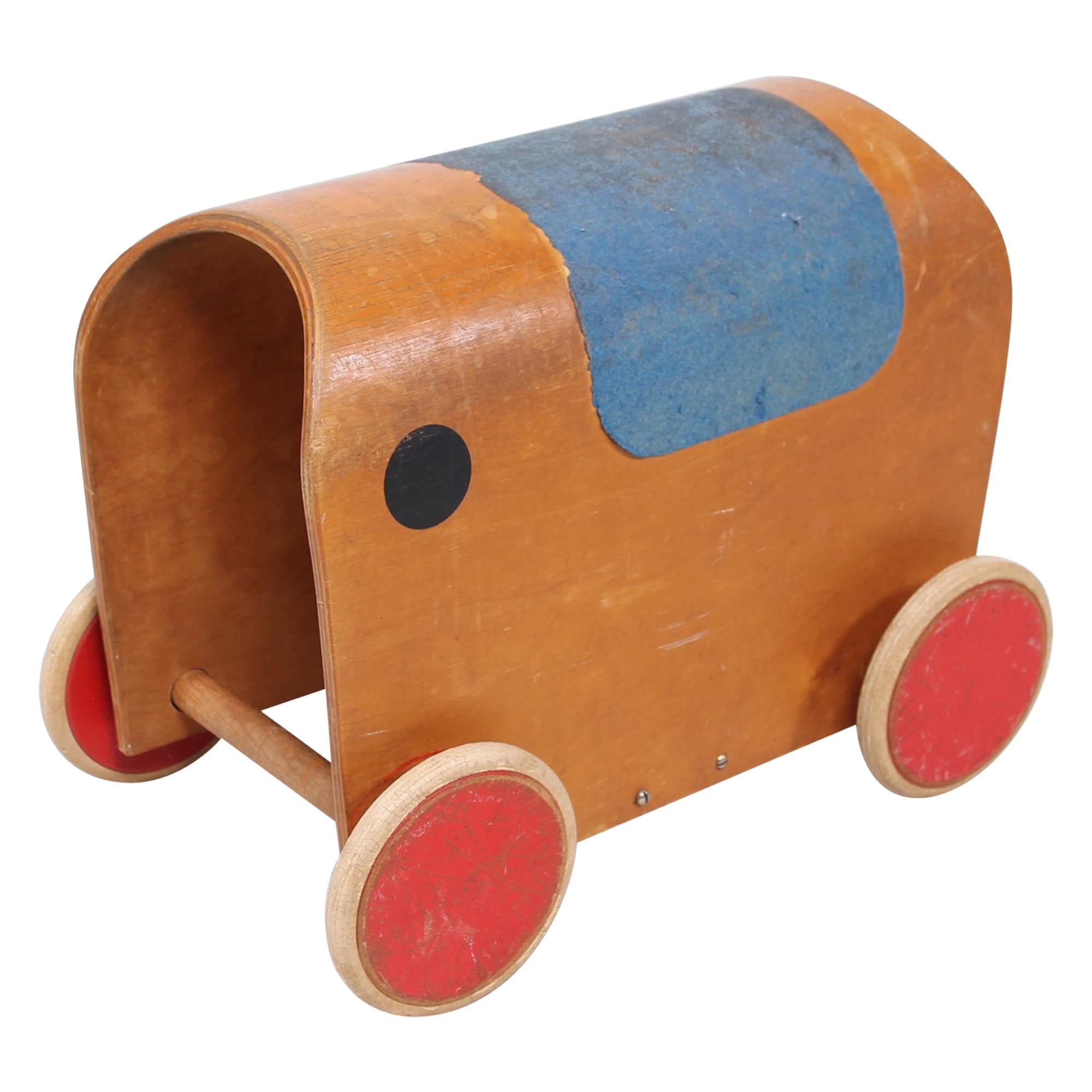 1950s Antonio Vitali & Kurt Naef Modernist Swiss Handmade Wood Toy Elephant Car For Sale