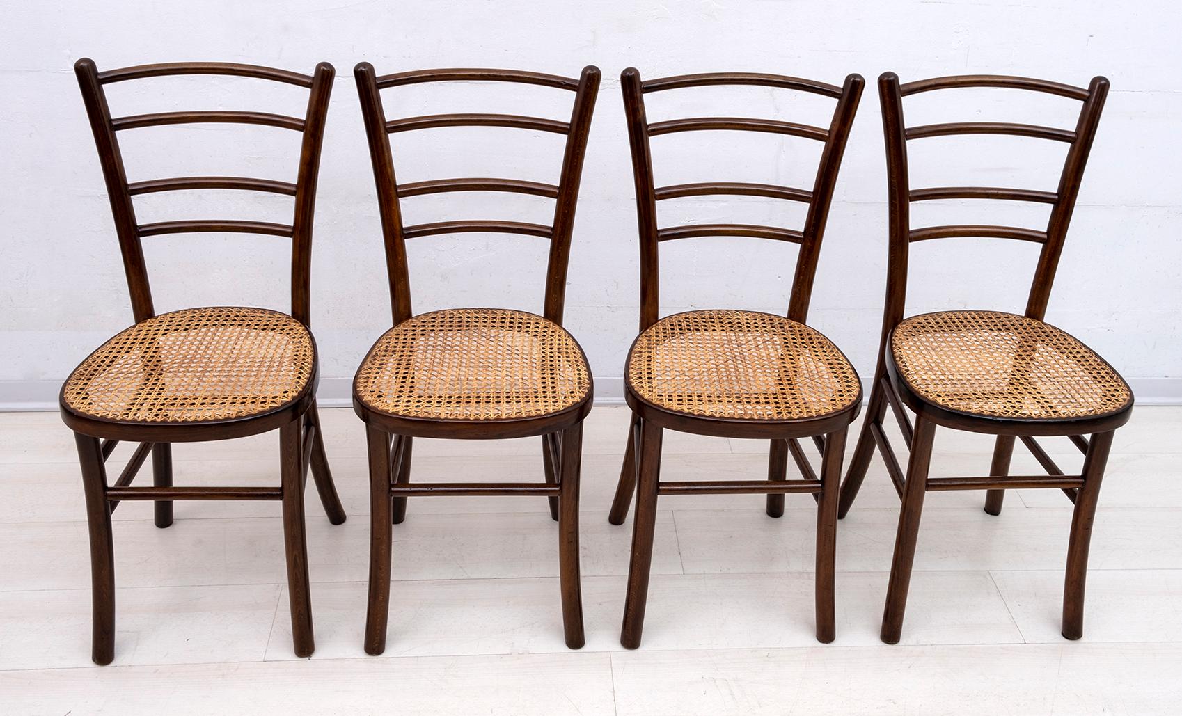 These chairs were produced by the Volpe company, leader in Italy in the curved beech technique, a technique invented by Thonet. The Volpe company was born in Italy in Friuli in 1894.