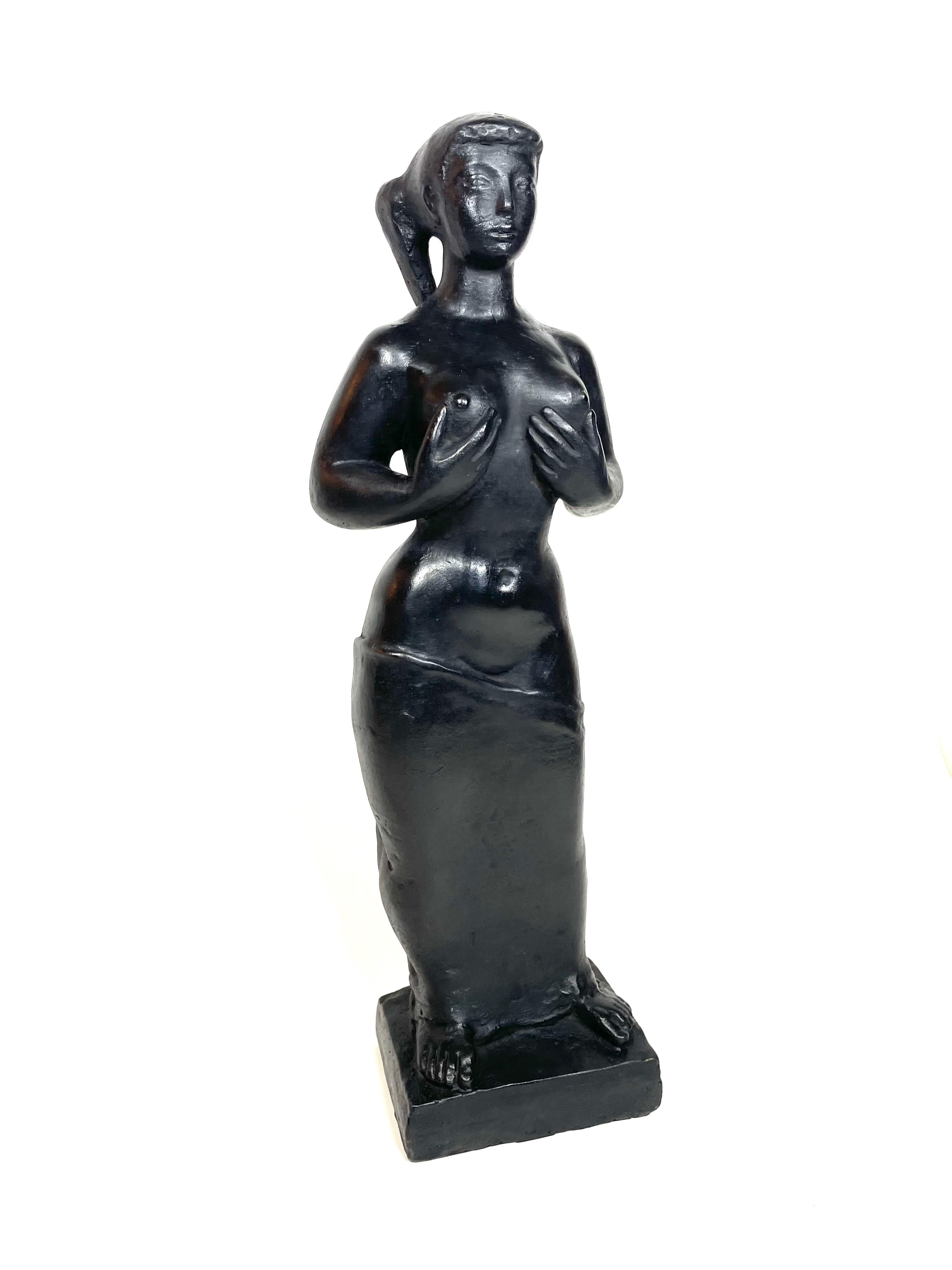 Egee debout h cm 50 – Sculpture von Antoniucci Volti