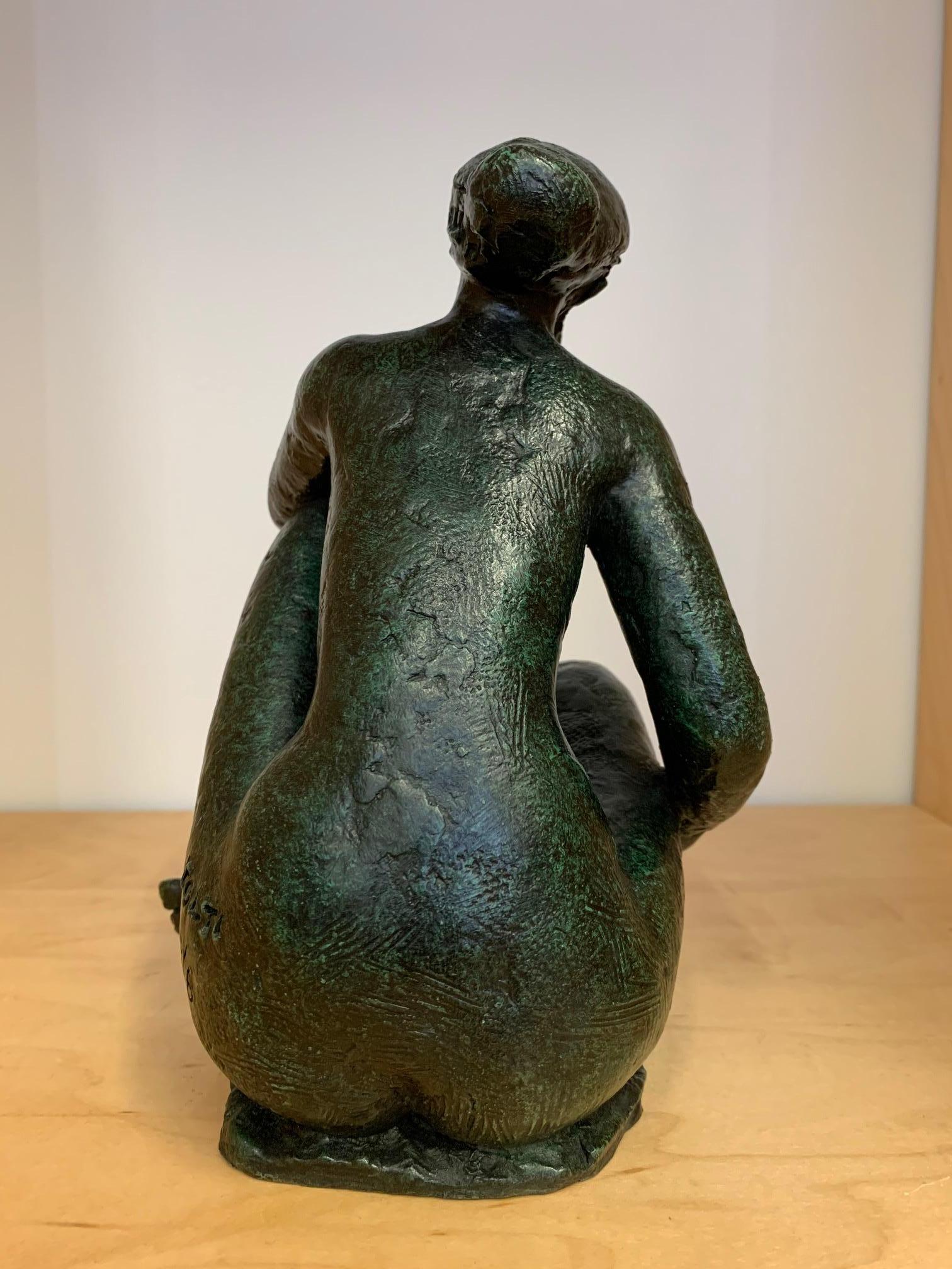 Goudina, Bronze, Female Figurative, Sculpture - Gold Figurative Sculpture by Antoniucci Volti