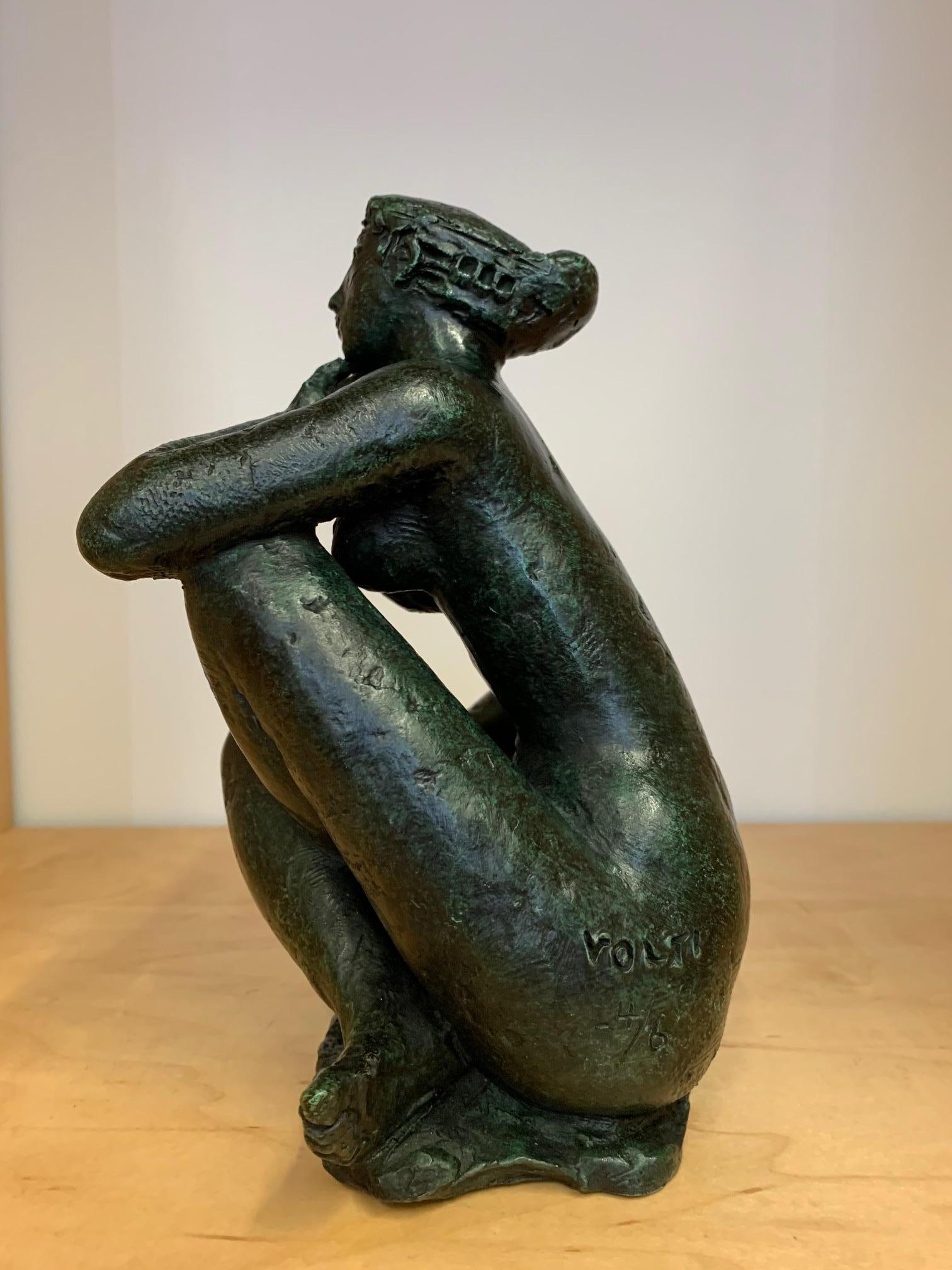 This small, bronze, female figurative sculpture by Antoniucci Volti, has a beautiful green patina finish to the bronze.

Antoniucci Volti, from his real name Voltigero, was a French sculptor, draftsman and engraver of Italian origins, born in 1915