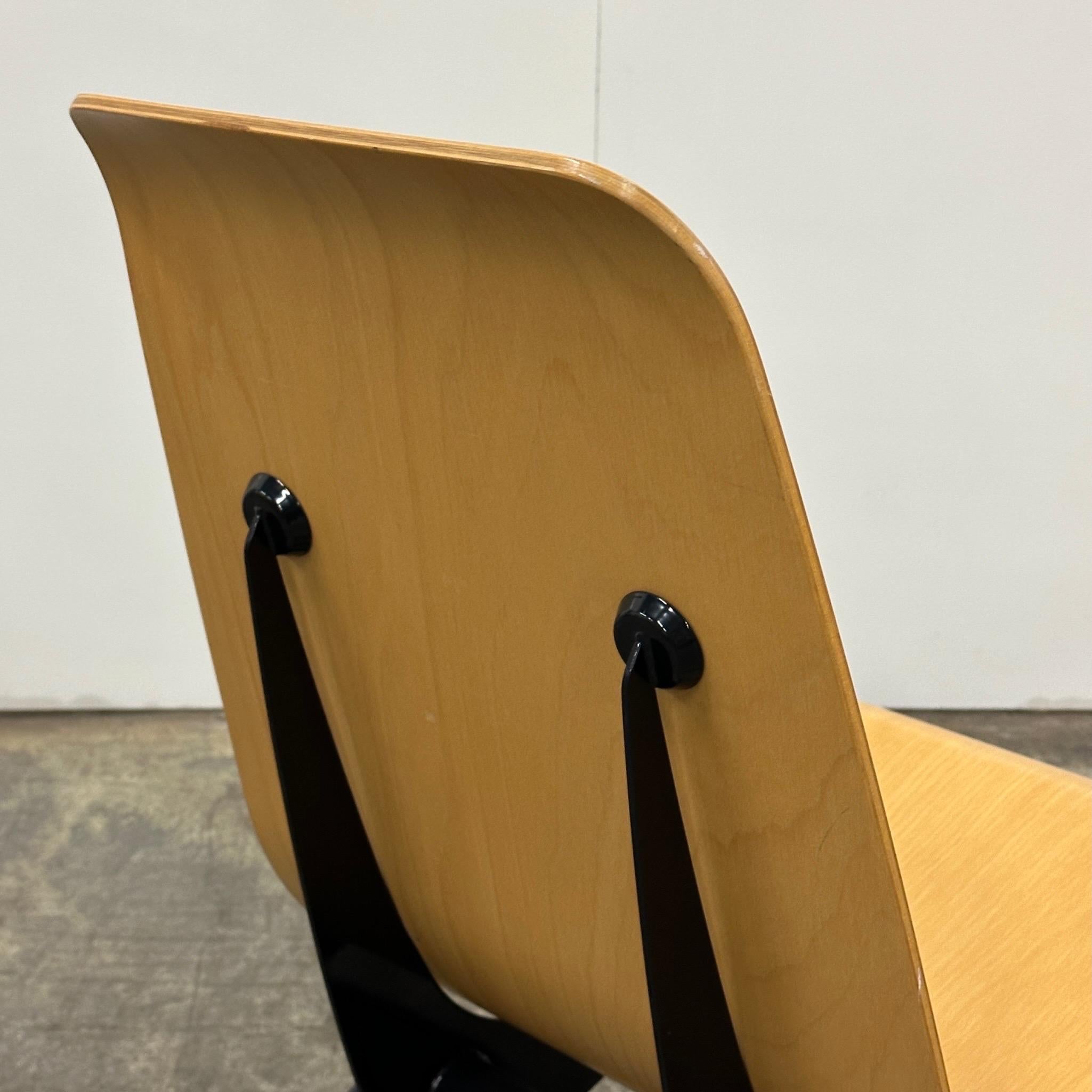Antony Chair by Jean Prouve for Vitra In Good Condition For Sale In Chicago, IL