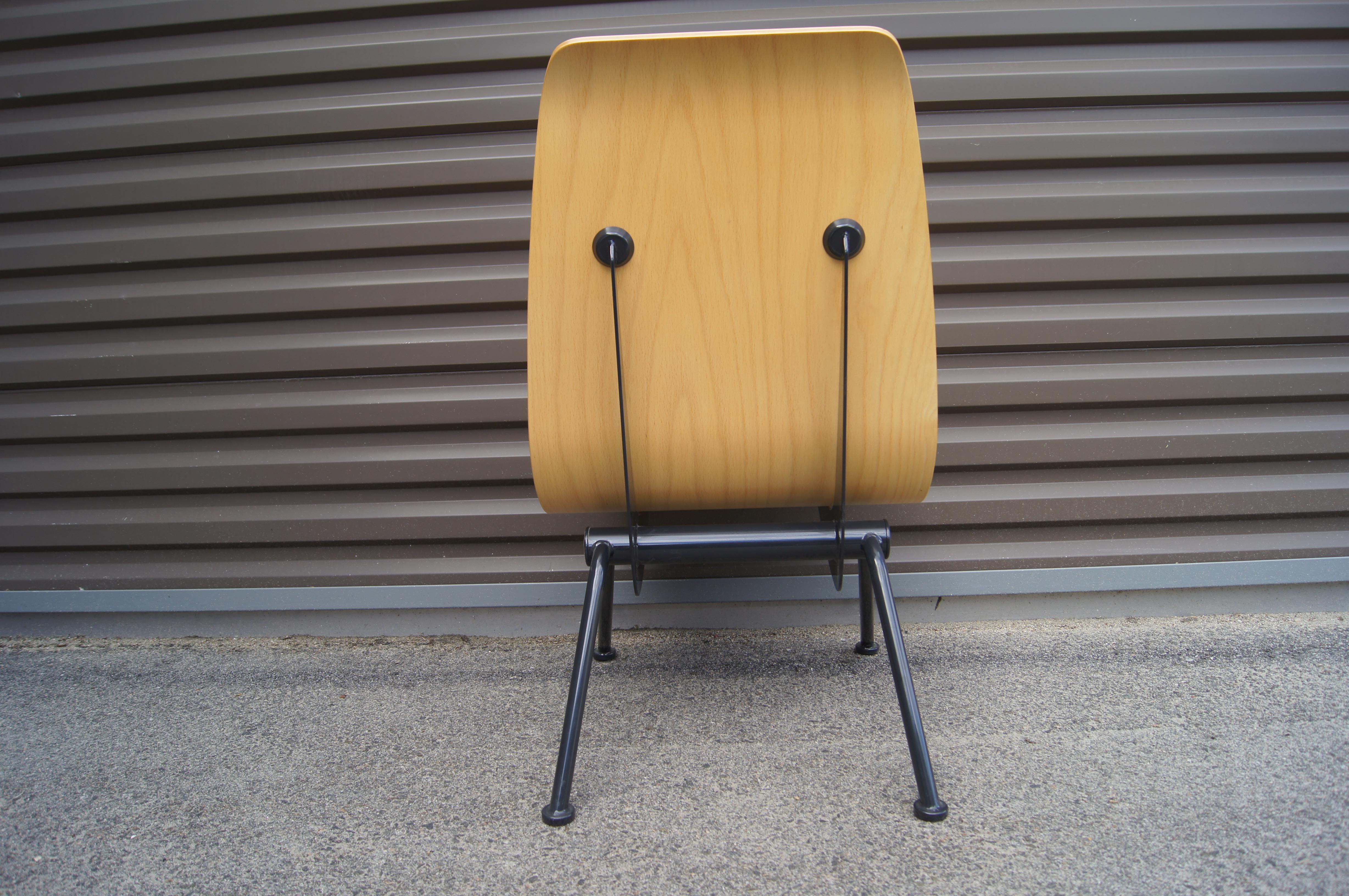 vitra antony chair