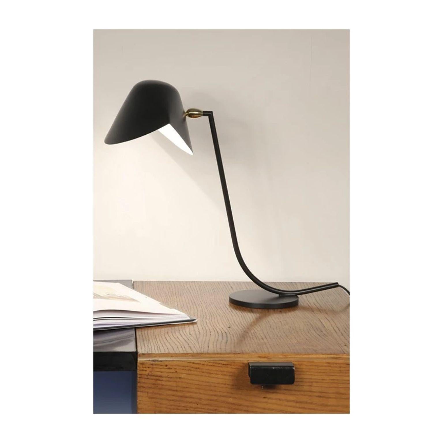 Antony desk lamp by Serge Mouille
Dimensions: D24.5 x W30 x H37 cm
Materials: Brass, Steel, Aluminum
One of a King. Numbered.
Also available in different color. 

All our lamps can be wired according to each country. If sold to the USA it will